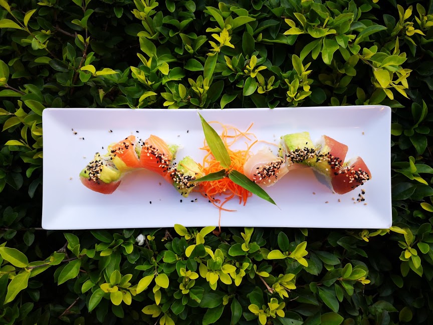 Comiendo sushi. Foto: Osvaldo Calderón