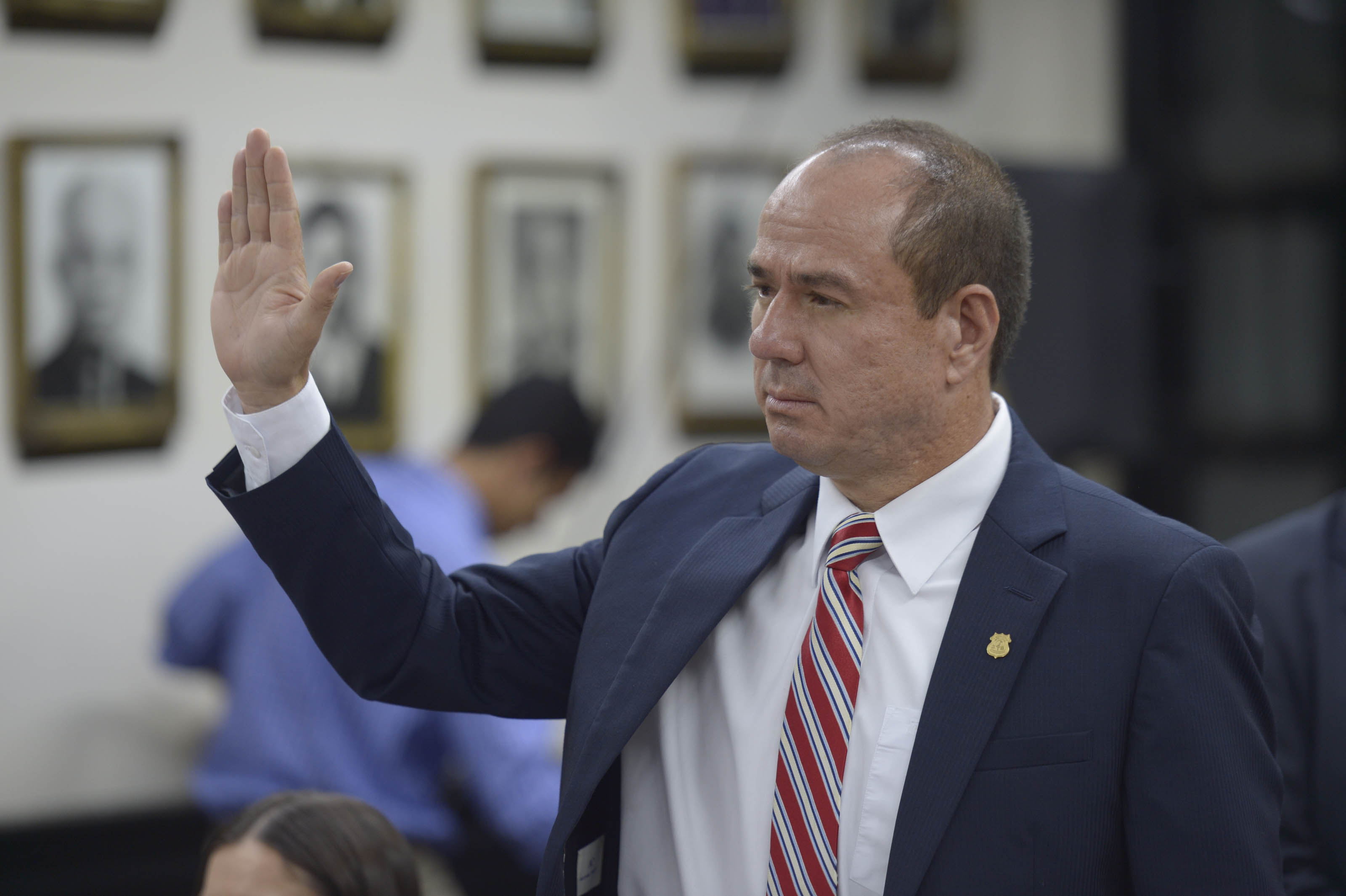 26/10/17. Asamblea Legislativa, San José, Costa Rica. Comisión especial investigadora de los créditos bancarios. Comparece Walter Espinoza. Fotografía: Alejandro Gamboa Madrigal.