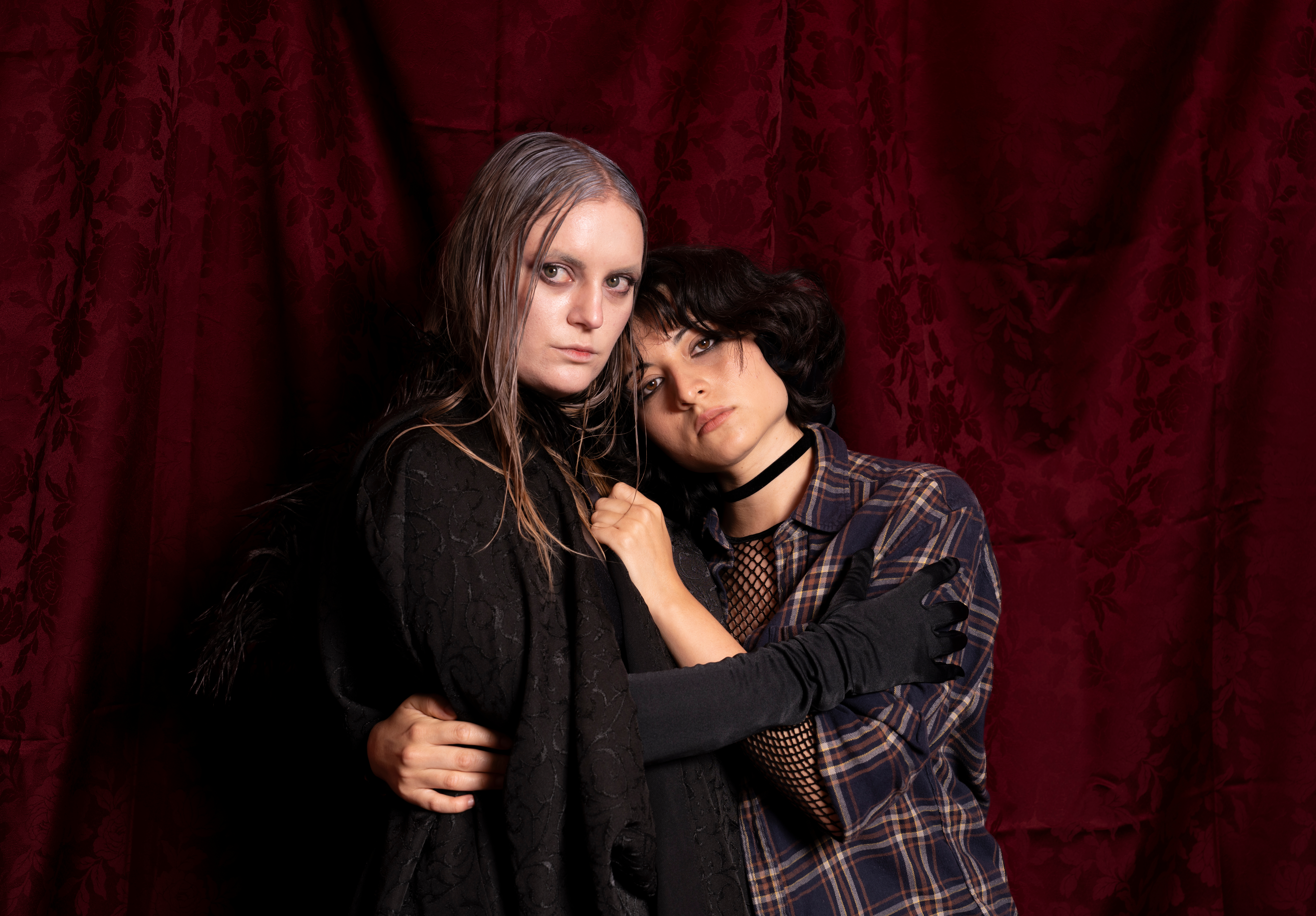 Tona Passarelli y Pilar Castiñeyras: el regreso de las lesbianas vampiras