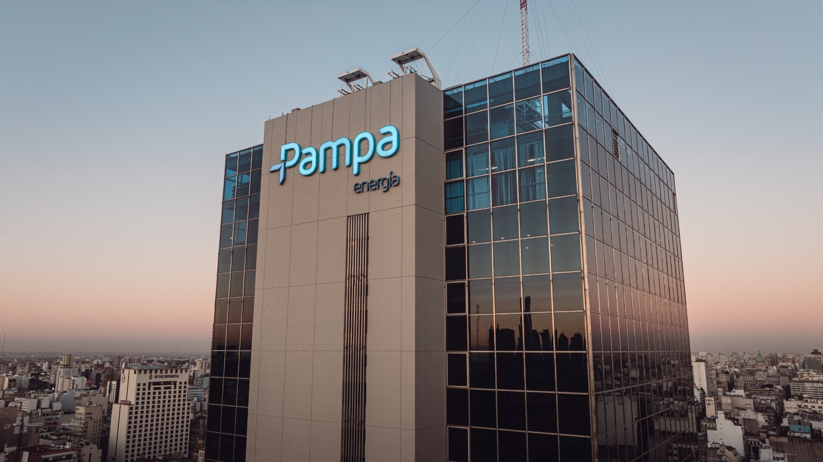 Pampa emitió ON por 200 millones de dólares a 3 años de plazo y a una tasa  del 5,49% anual – Página|12