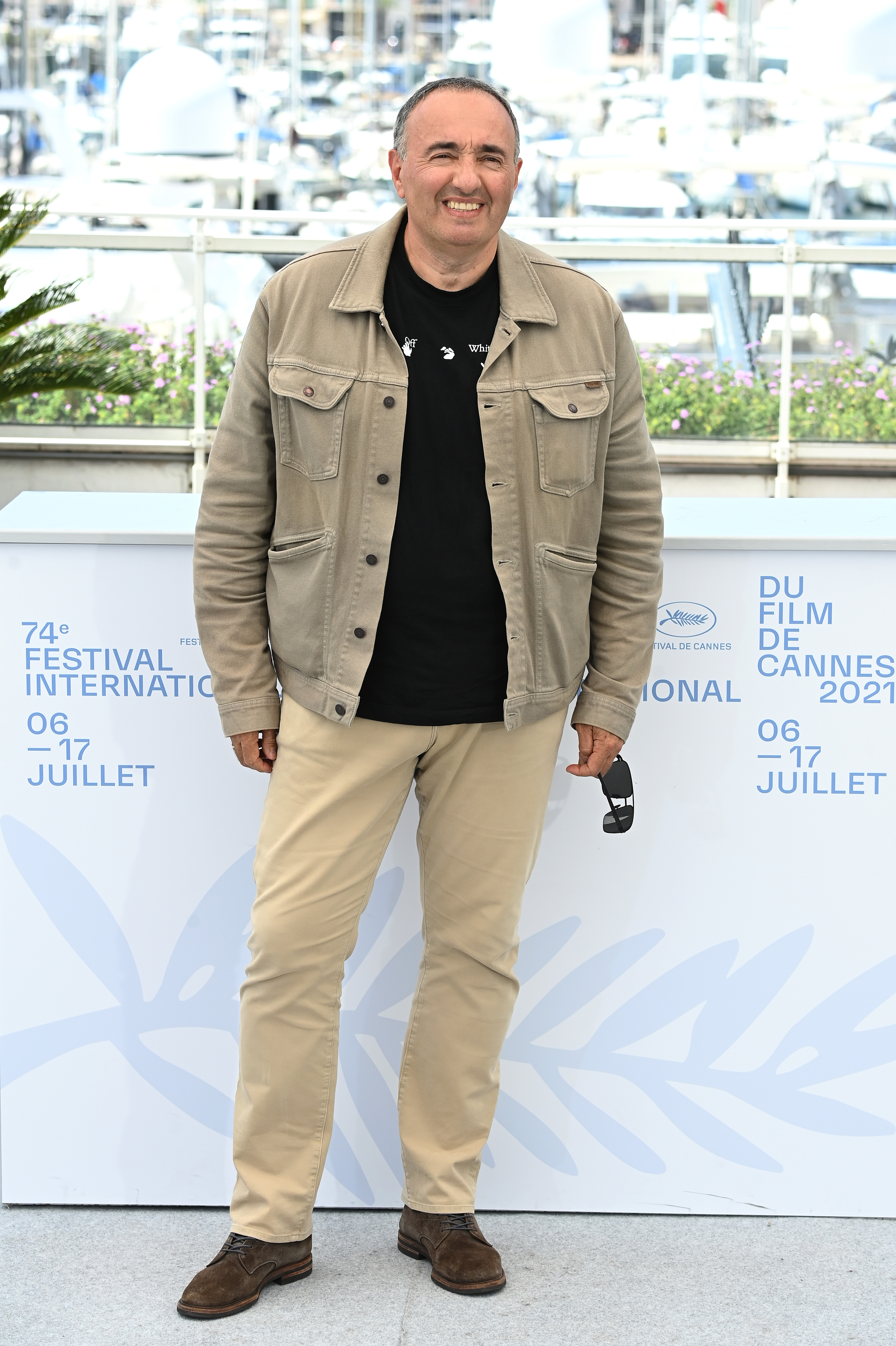 El productor Alexander Rodnyansky asiste al photocall de "Razzhimaya Kulaki/Unclenching The Fists/Les Poings Desserres" durante la 74ª edición del Festival de Cine de Cannes el 11 de julio de 2021 en Cannes, Francia. (Fotografía de Daniele Venturelli/WireImage/Archivo)