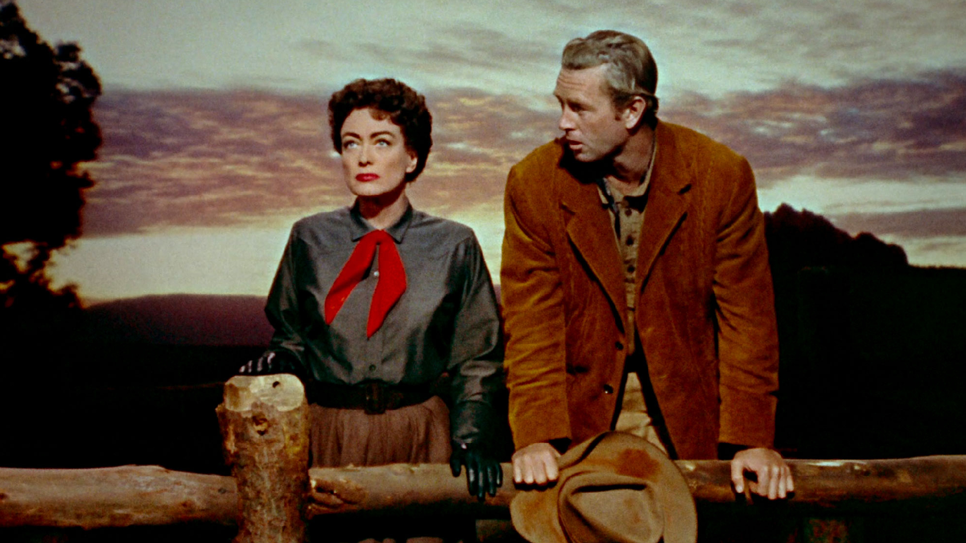 Joan Crawford y Sterling Hayden en “Johnny Guitar” dirigida por  Nicholas Ray