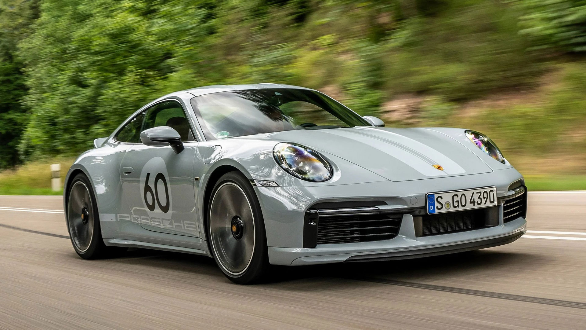 El más clásico de los Porsche 911 tiene todo el estilo del auto original y la performance de los modelos de última generación