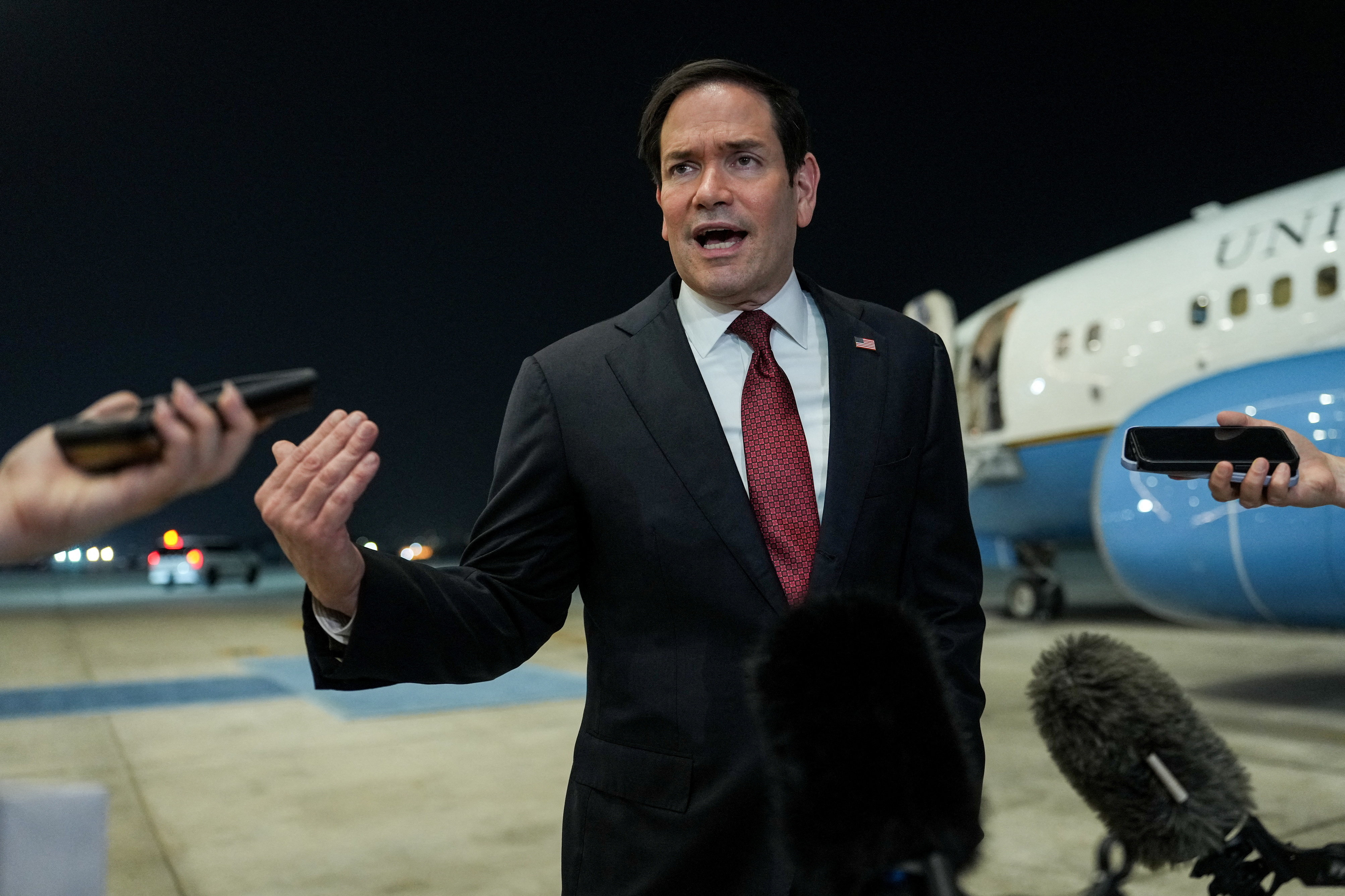 Marco Rubio advirti&oacute; que Ir&aacute;n no puede imponer tarifas en Ormuz y pidi&oacute; frenar los ataques de los grupos aliados a Teher&aacute;n