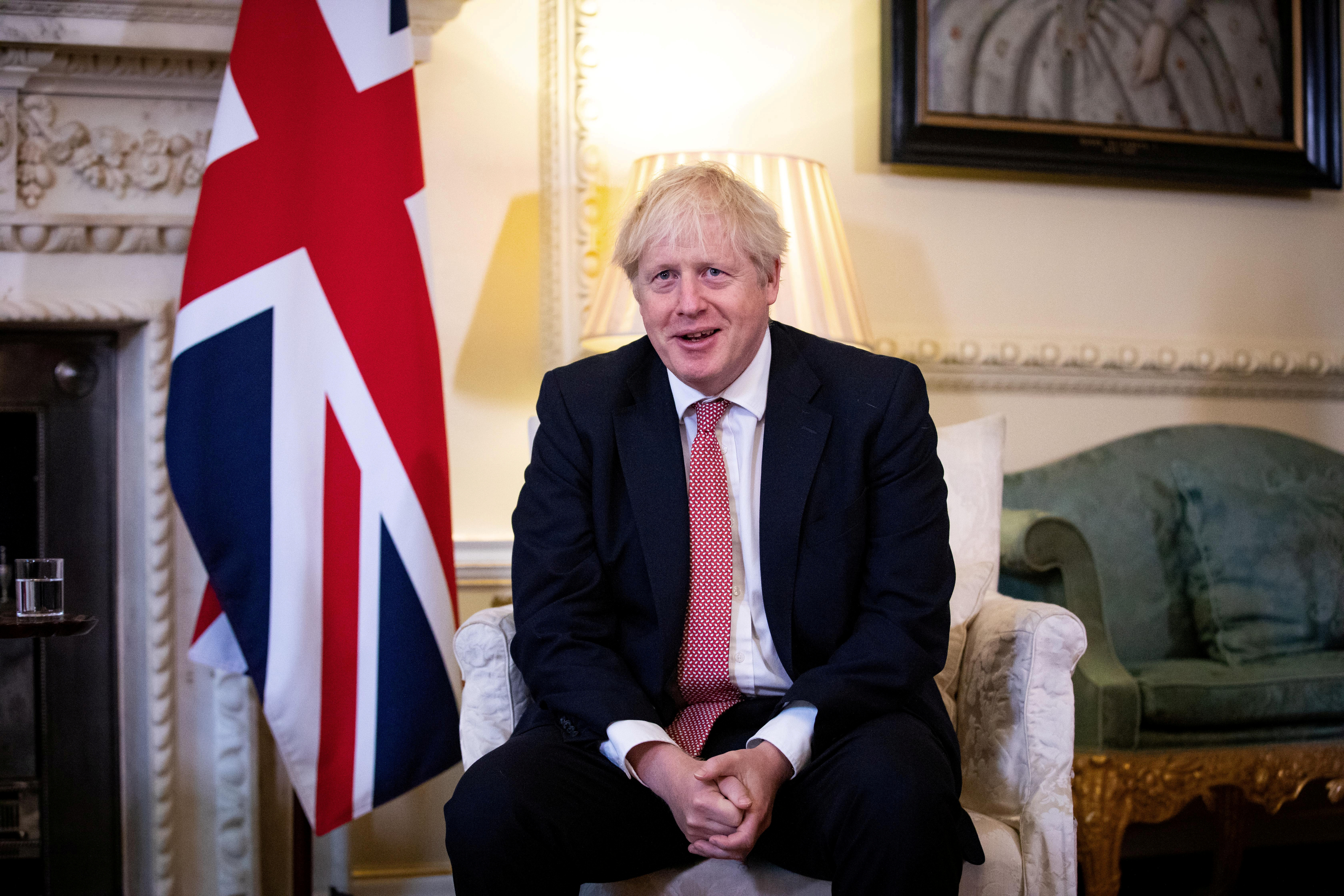 El premier británico Boris Johnson en Downing Street en Londres el 8 de octubre de 2020 (Aaron Chown/Pool vía REUTERS)