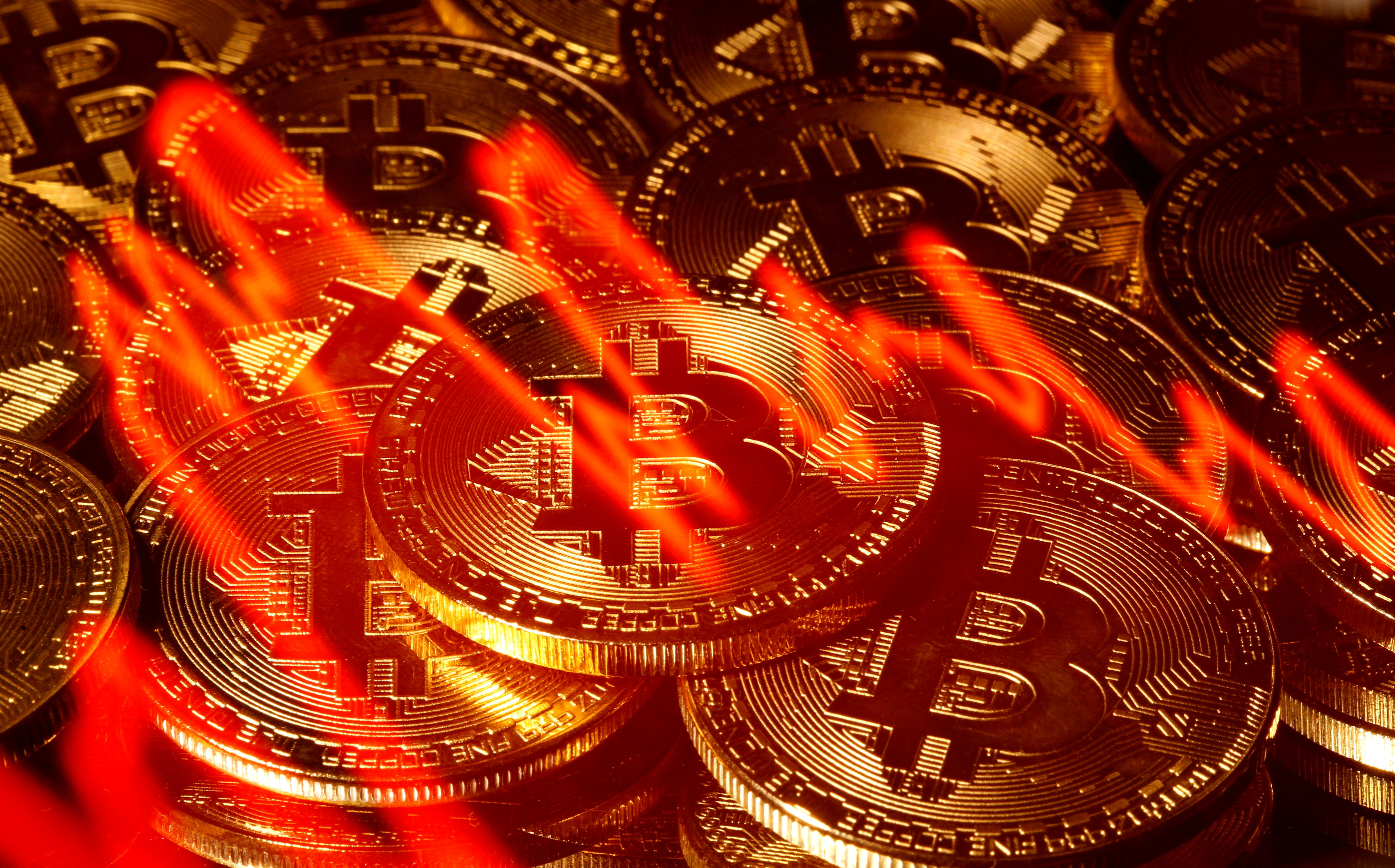 Bitcoin está en crisis (Foto: REUTERS/Dado Ruvic/Illustration/File Photo)
