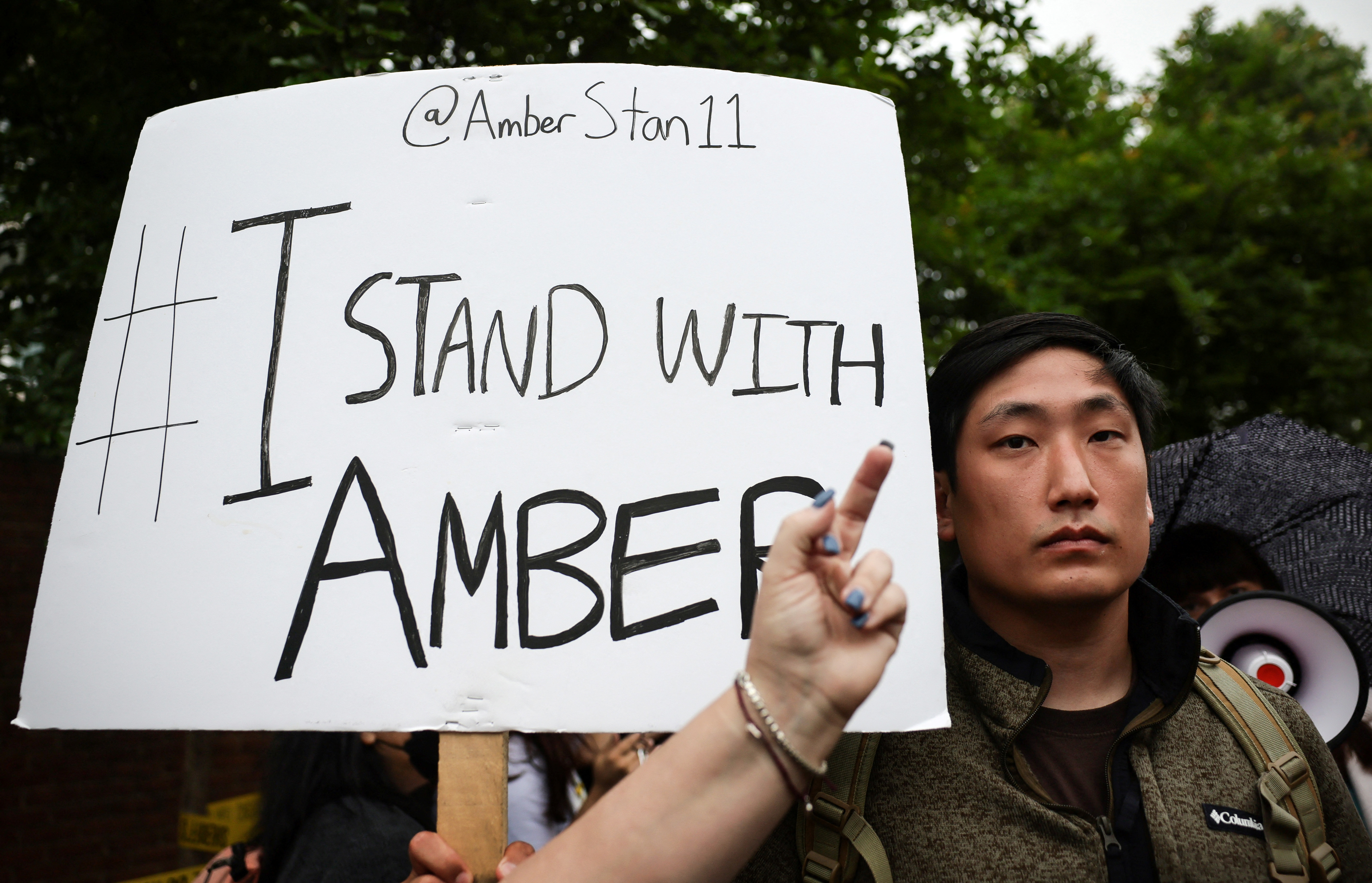 Amber Heard aseguró que al hablar de violencia sexual, sintió la "furia" de la cultura que protege a los hombres acusados (Foto: REUTERS/Evelyn Hockstein)