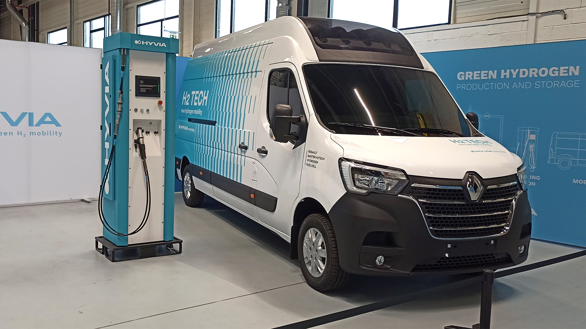 El Renault Master desarrollado con Hyvia tiene dos versiones. La de mayor capacidad de carga y autonomía, podrá hacer distancias superiores a los 600 kilómetros