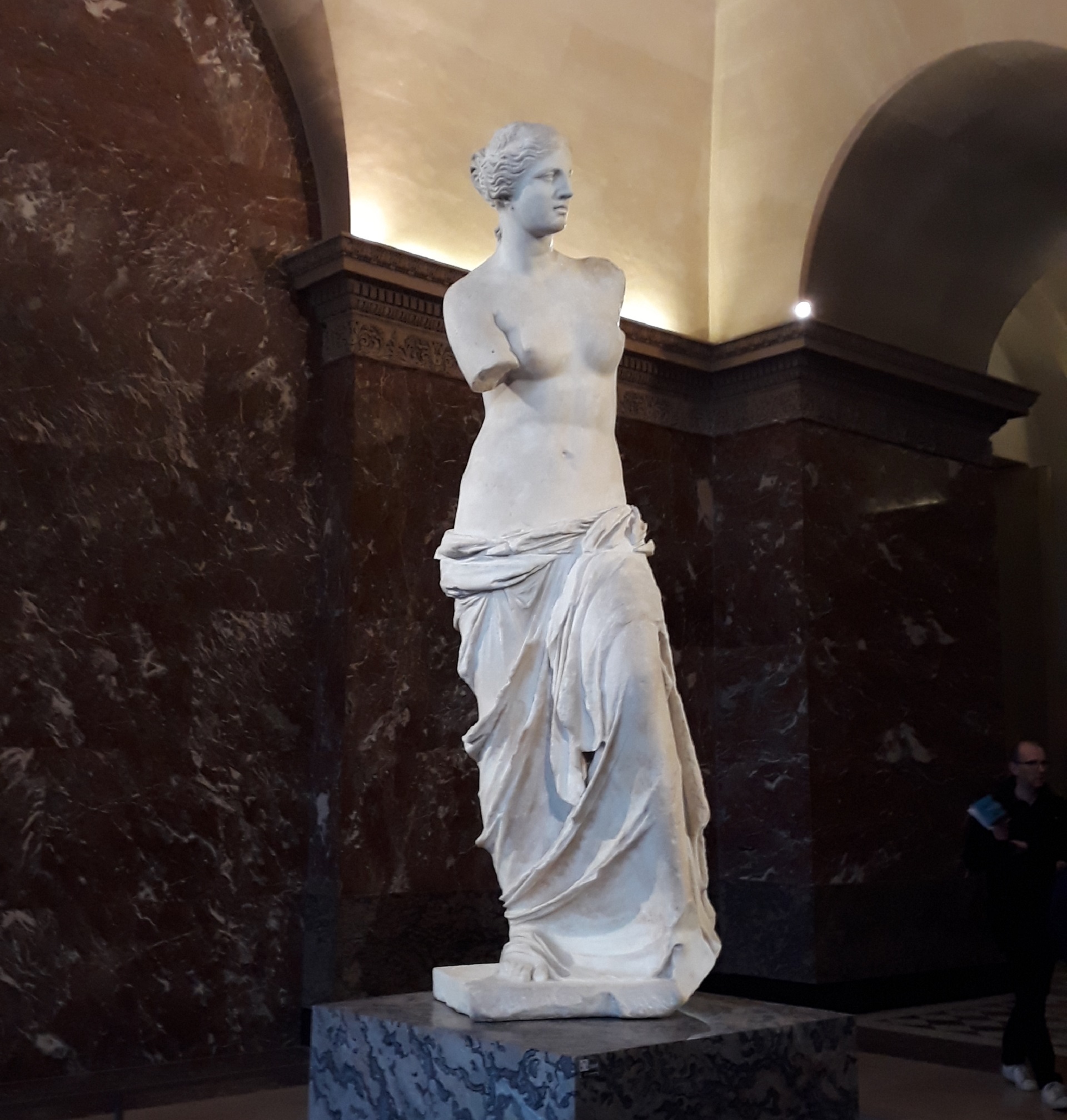 “Venus de Milo” en el Louvre (Foto: Wikipedia)
