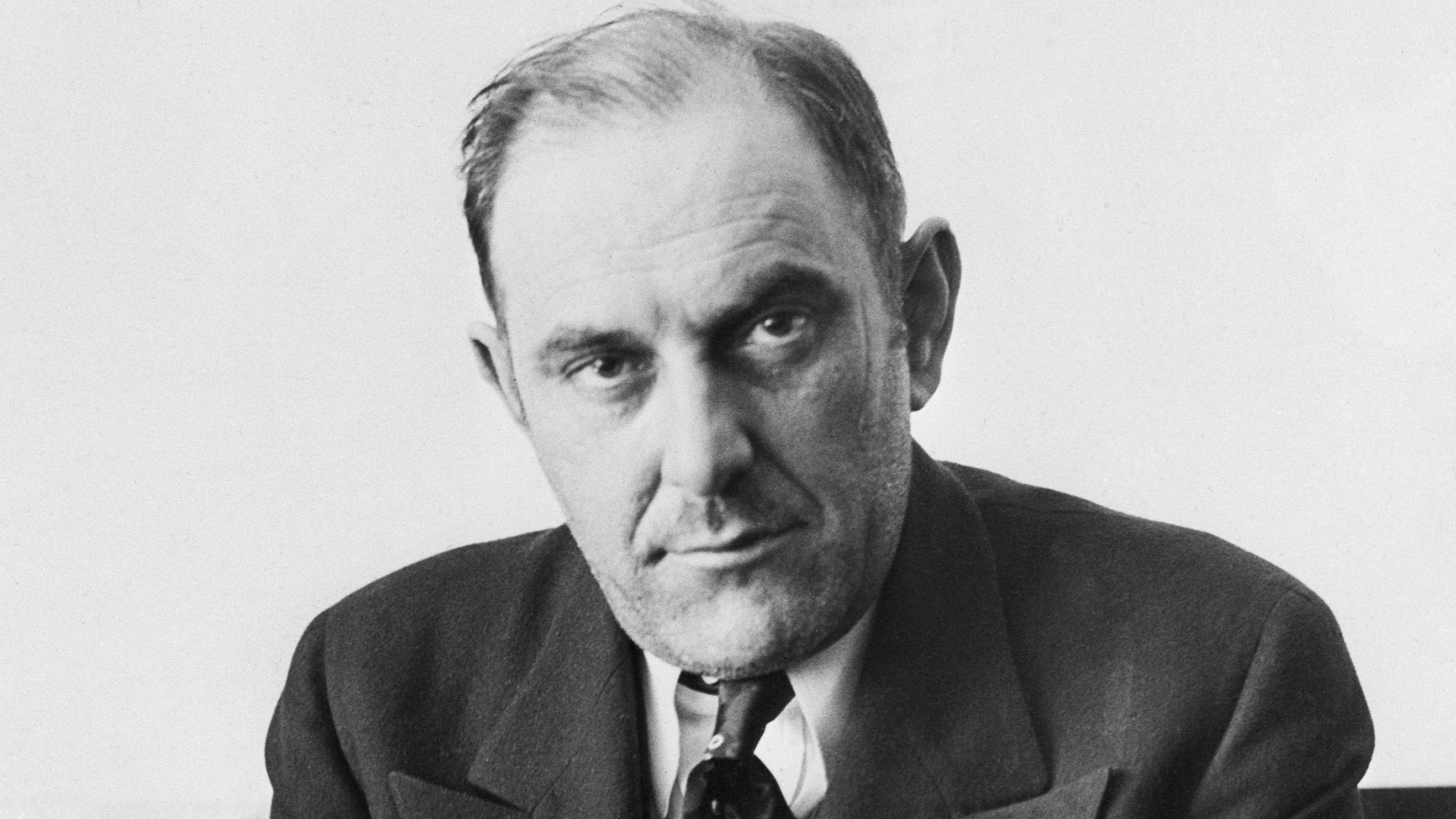 (Original Caption) 1937- Photo shows - "Count" Victor Lustig (notorious counterfeiter)- waist up.