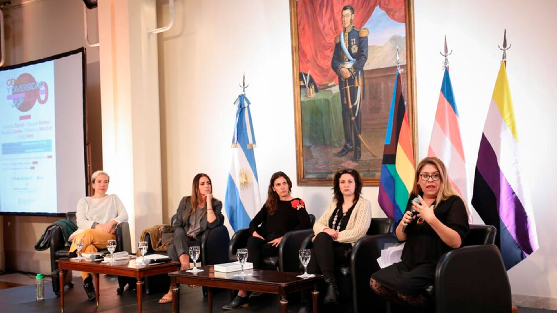 "Pensar Malvinas con perspectiva de géneros y diversidad": el panel que organizó la Cancillería argentina