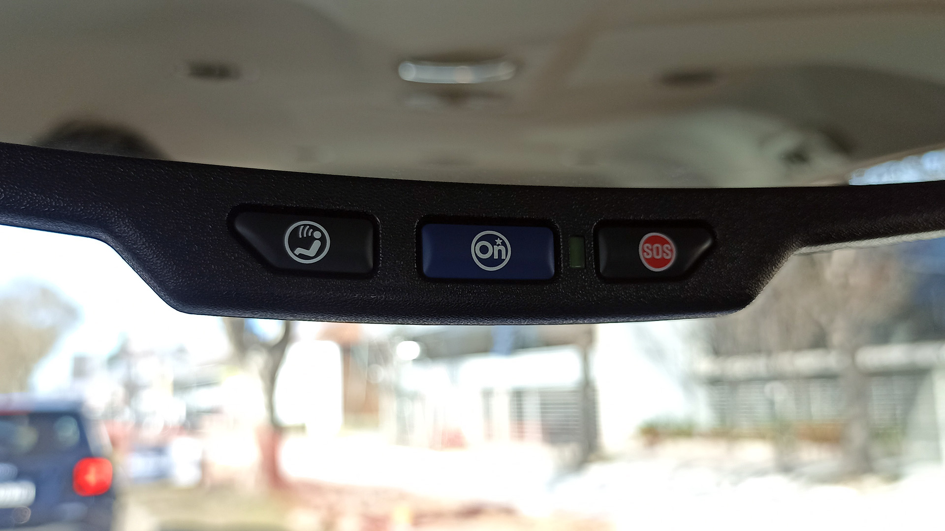 El sistema OnStar de Chevrolet se acciona con un botón, y permite obtener asistencia de todo tipo las 24 horas