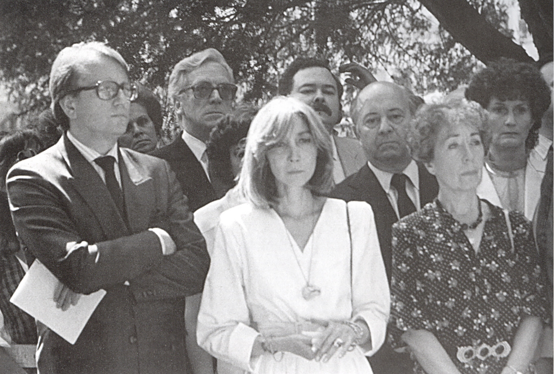 Hector Bianciotti, Maria Kodama y Aurora Bernardez en el entierro de Borges (Ginebra, Plainpalais, junio 18 de 1986)