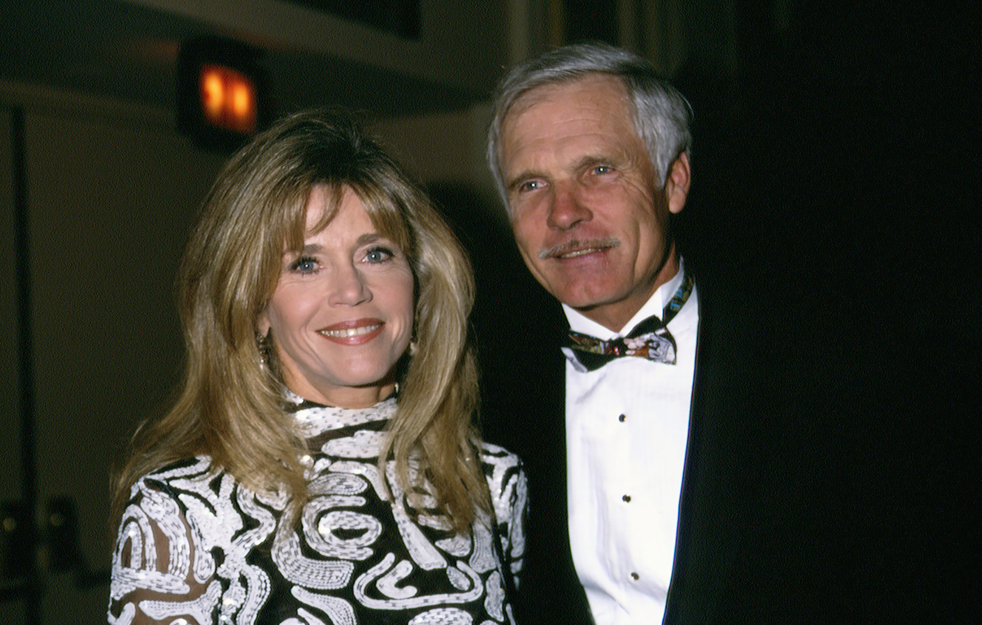 Jane Fonda y su tercer esposo, el magnate de los medios Ted Turner en 1994 (Photo by Lawrence Schwartzwald/Sygma via Getty Images)