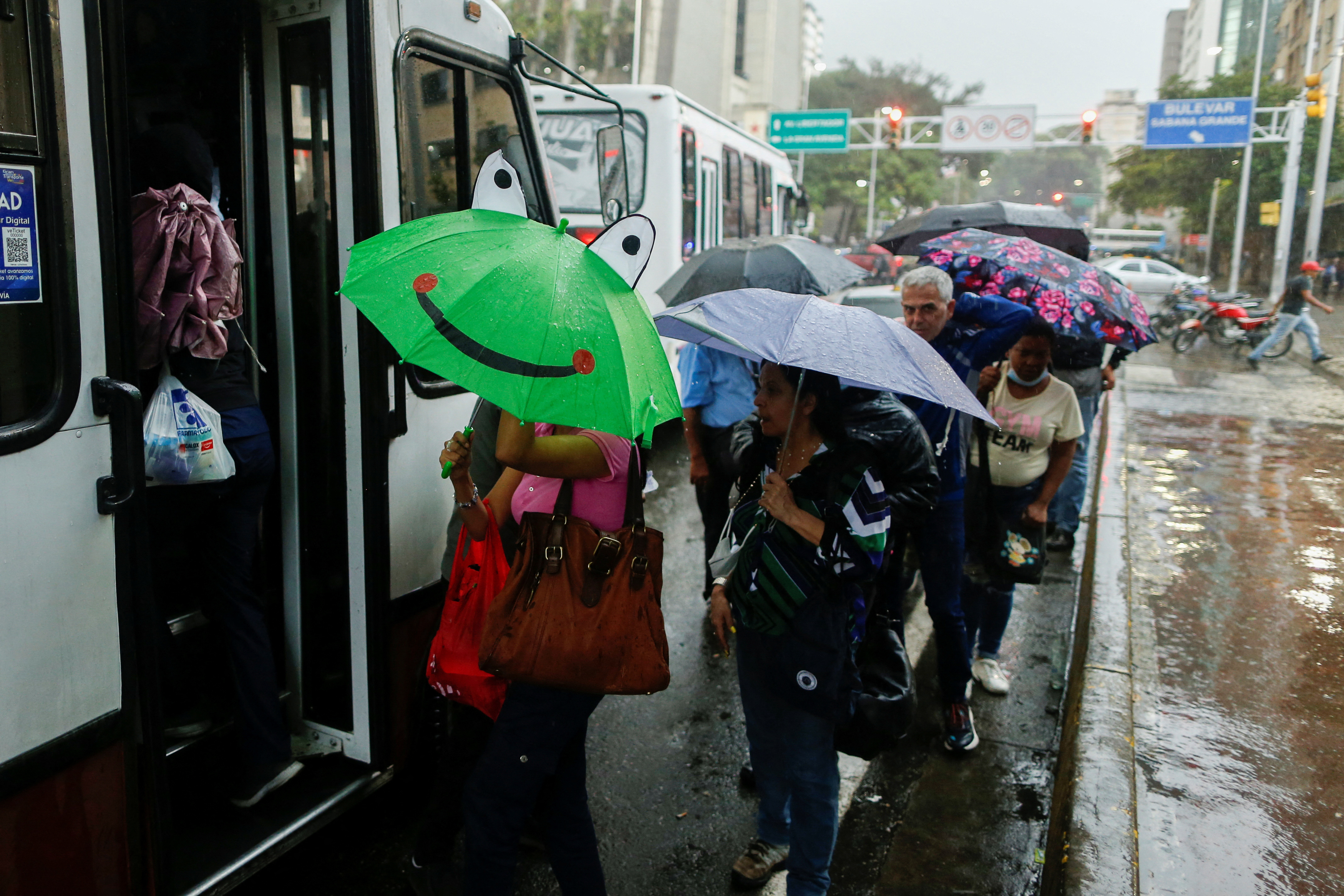 En Venezuela se vivió una tormenta, sin causar daños (REUTERS/Leonardo Fernandez Viloria)