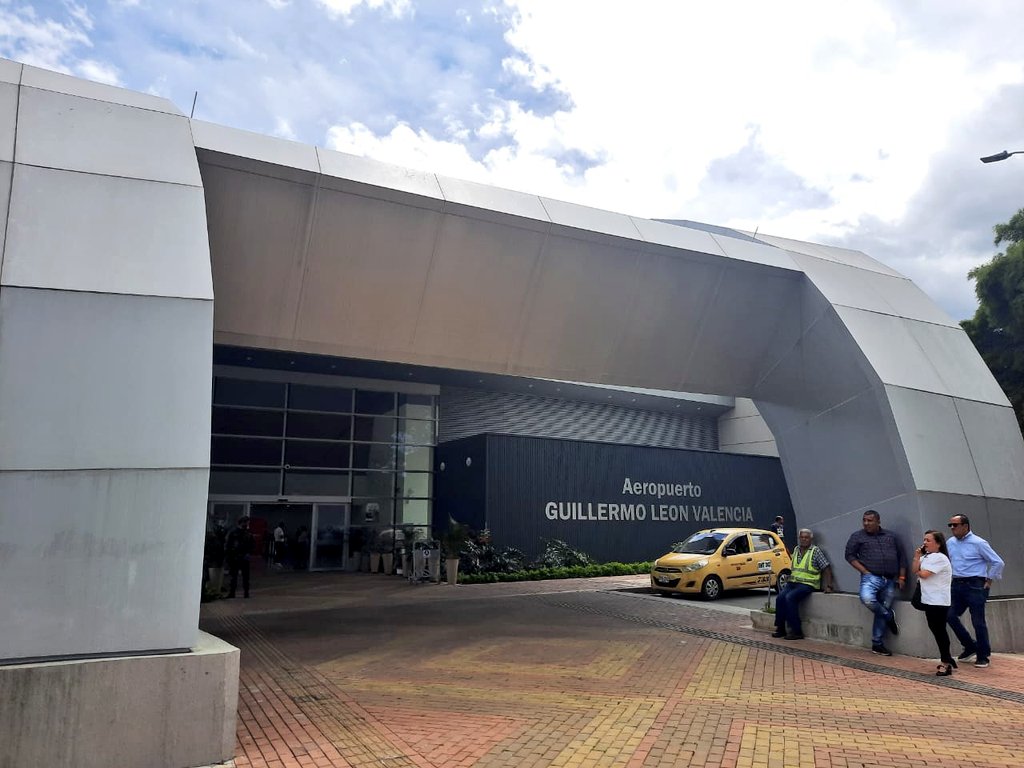 Aeropuerto Guillermo León Valencia, de Popayán, reanuda operaciones tras labores de mantenimiento - Infobae