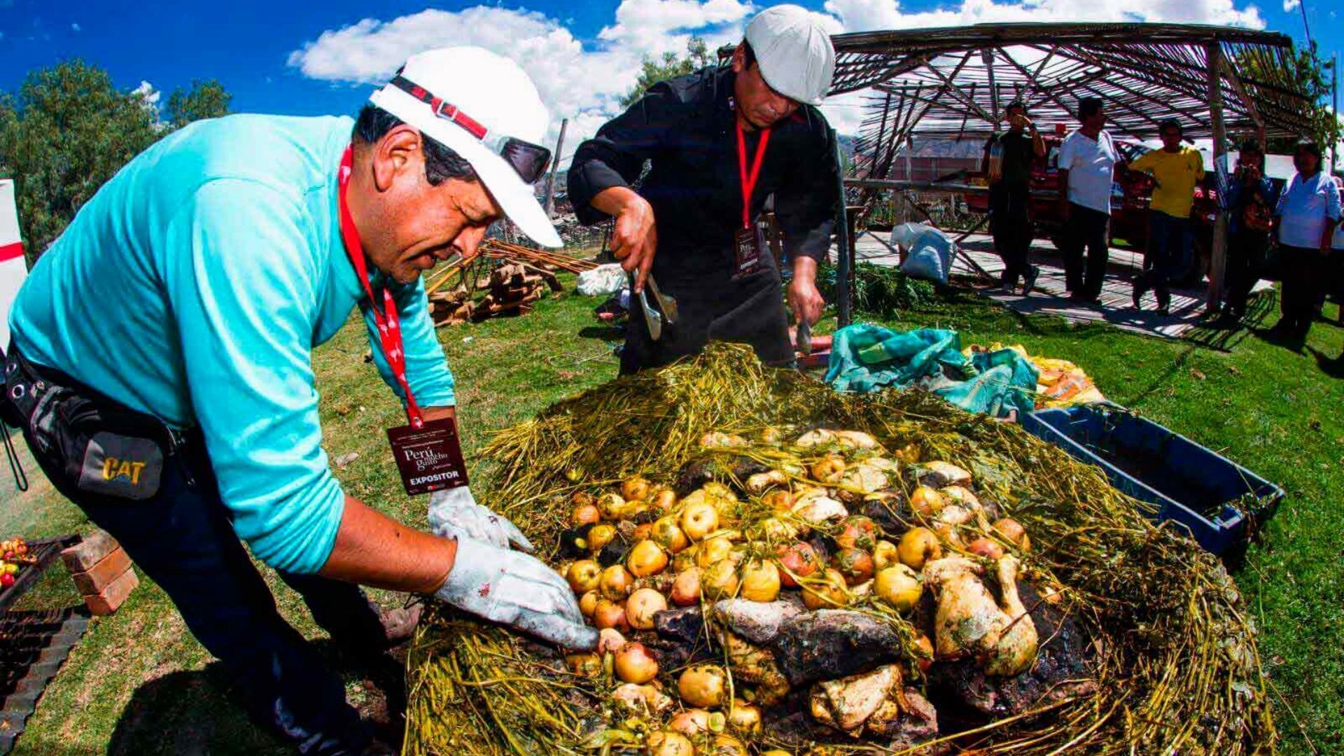 ¿Cuál es el origen de la pachamanca? Conoce la historia de este plato típico del Perú. Foto: Y tú qué planes