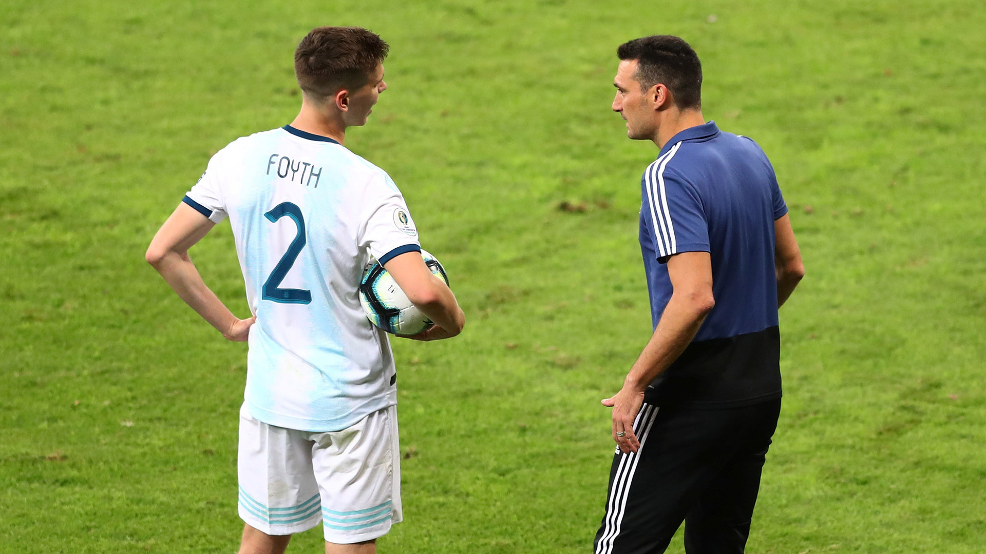Juan no será parte de la próxima ventana de amistosos de Argentina por su golpe en la rodilla (Foto: Reuters)