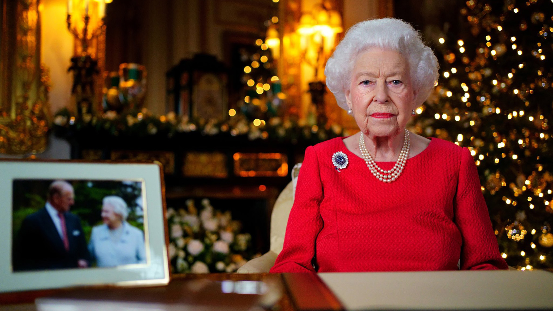 La reina Isabel II durante su mensaje navideño (The Royal Family)