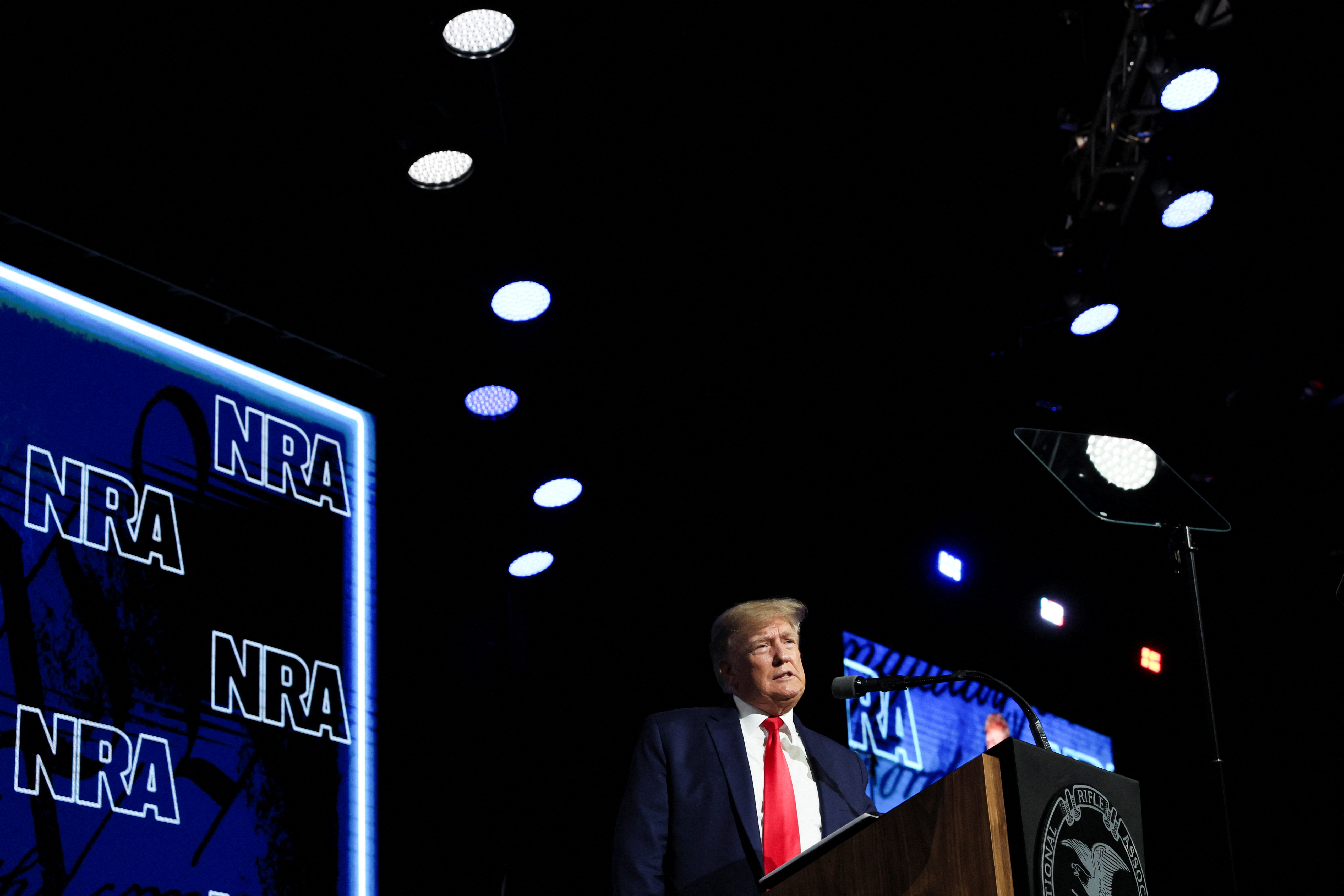 Der frühere US-Präsident Donald Trump (REUTERS / Shannon Stapleton) auf der Jahreskonferenz der National Rifle Association (NRA).