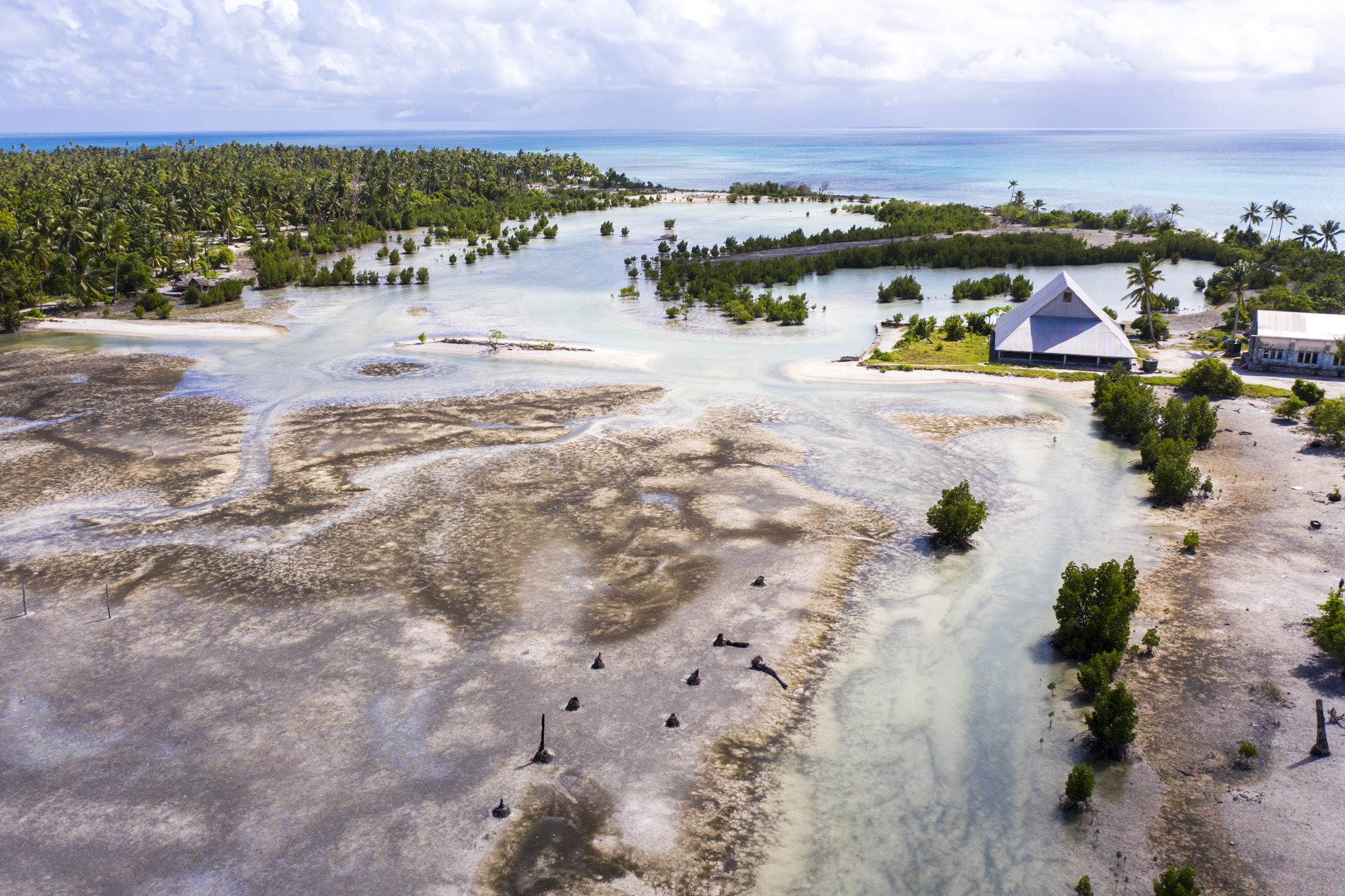 Kiribati está en peligro de desaparecer por la crisis climática y la subida del nivel del mar 