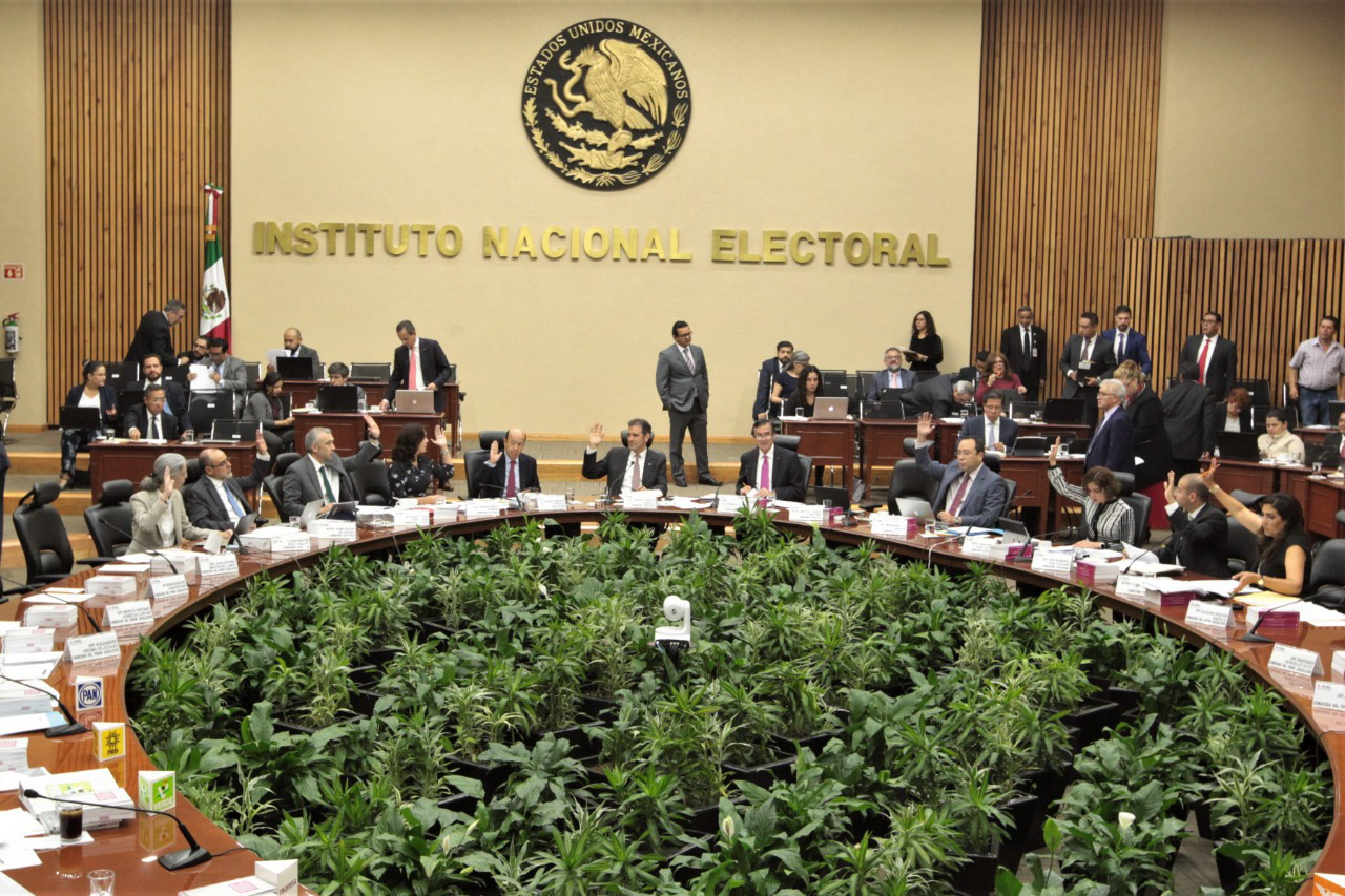 La convocatoria será sometida a votación del pleno de la Cámara de Diputados en tercera sesión de este martes (Foto: INE/Cuartoscuro)