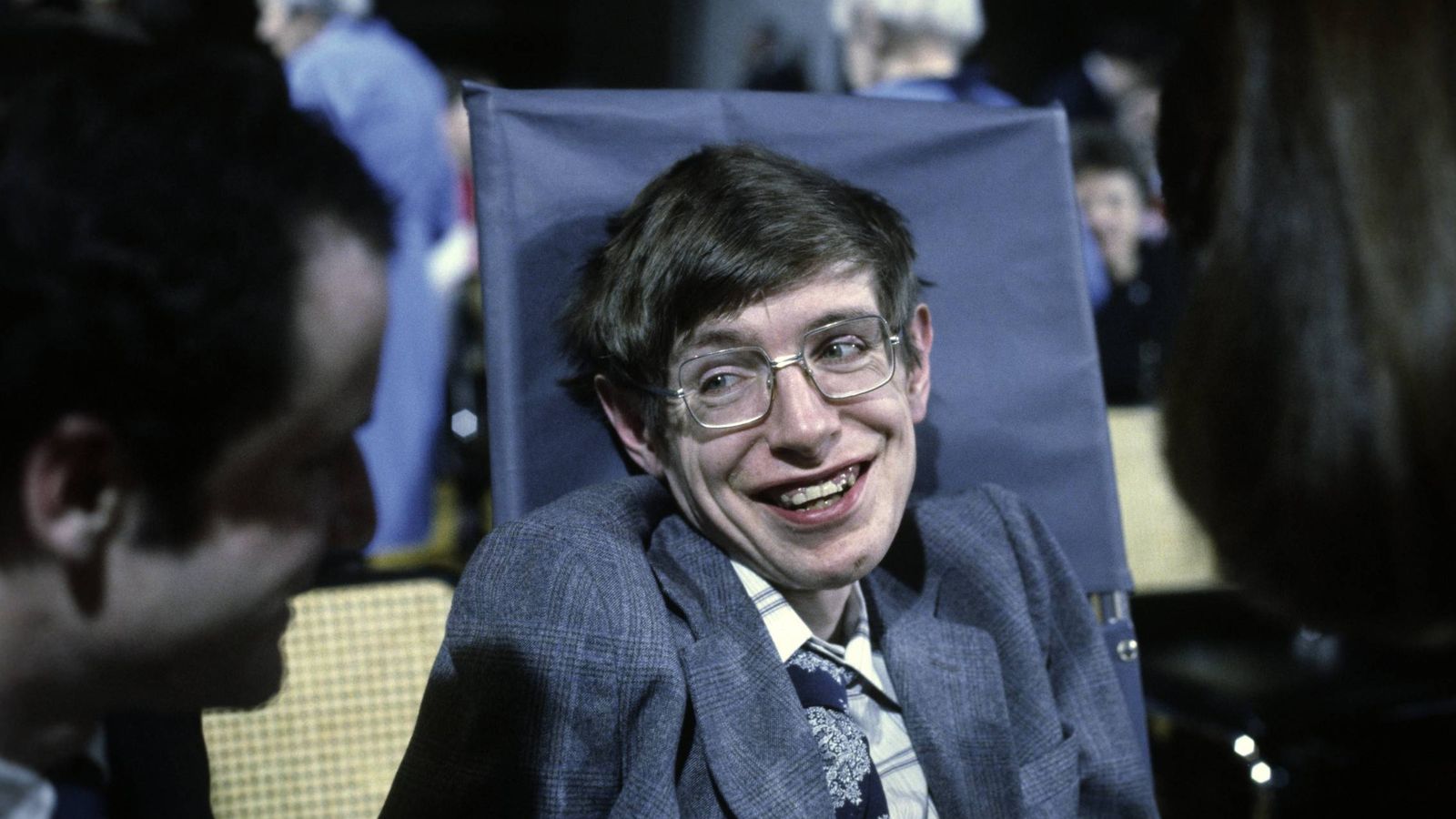 Stephen Hawking padeció esclerosis lateral amiotrófica (ELA). (foto: Vanitatis)