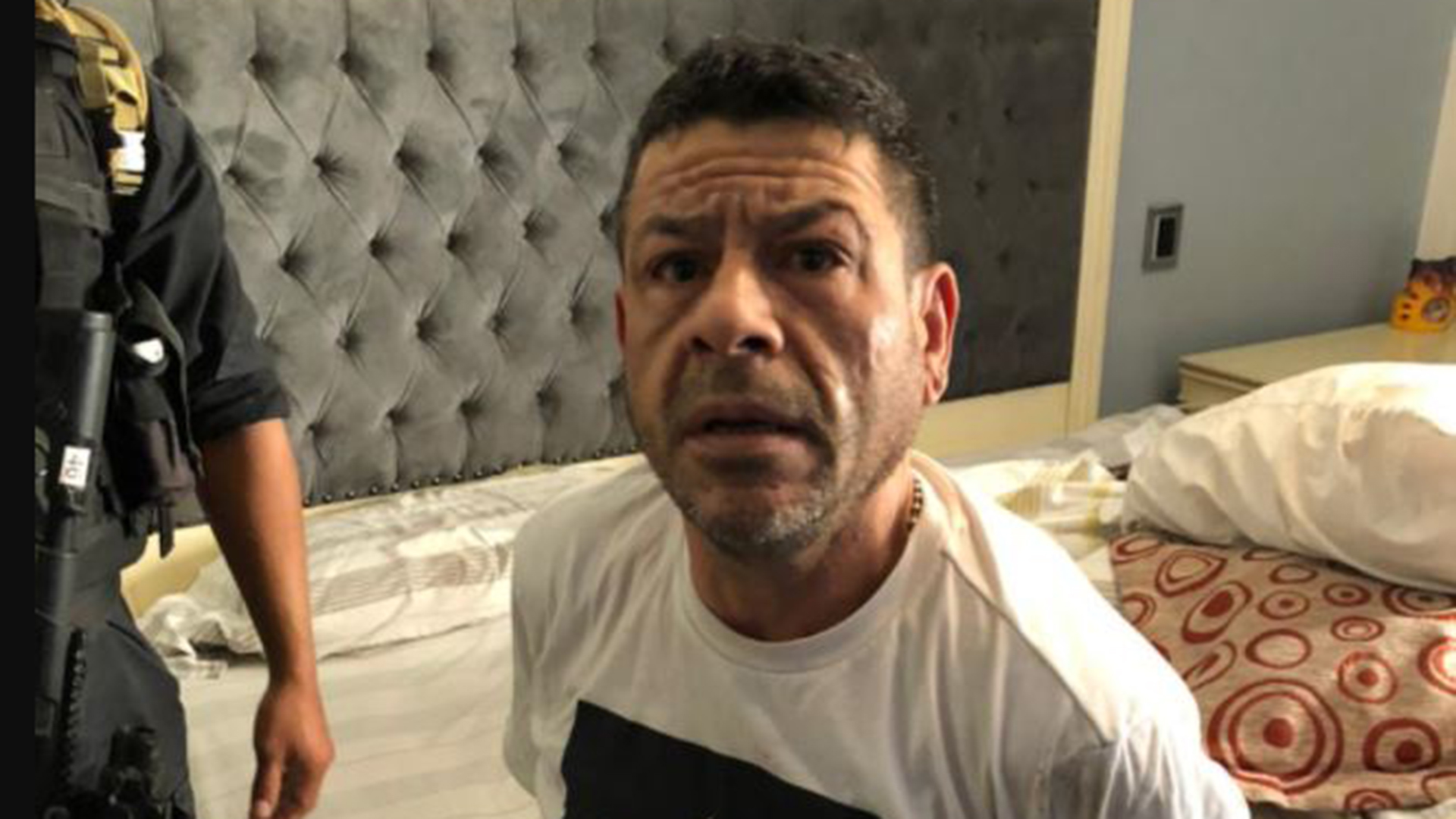 Lujo que indigna: encontraron un exclusivo Camaro en la casa de un capo narco  de San Martín - Infobae