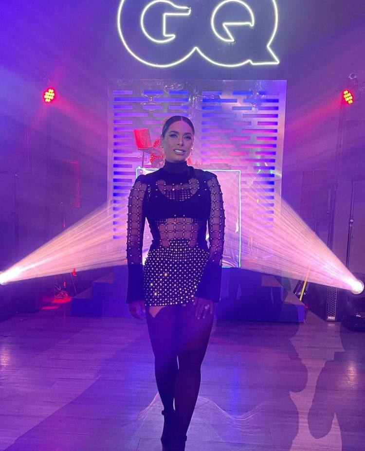Cuánto cuesta el lujoso vestido de Galilea Montijo que también utilizó Gigi  Hadid - Infobae