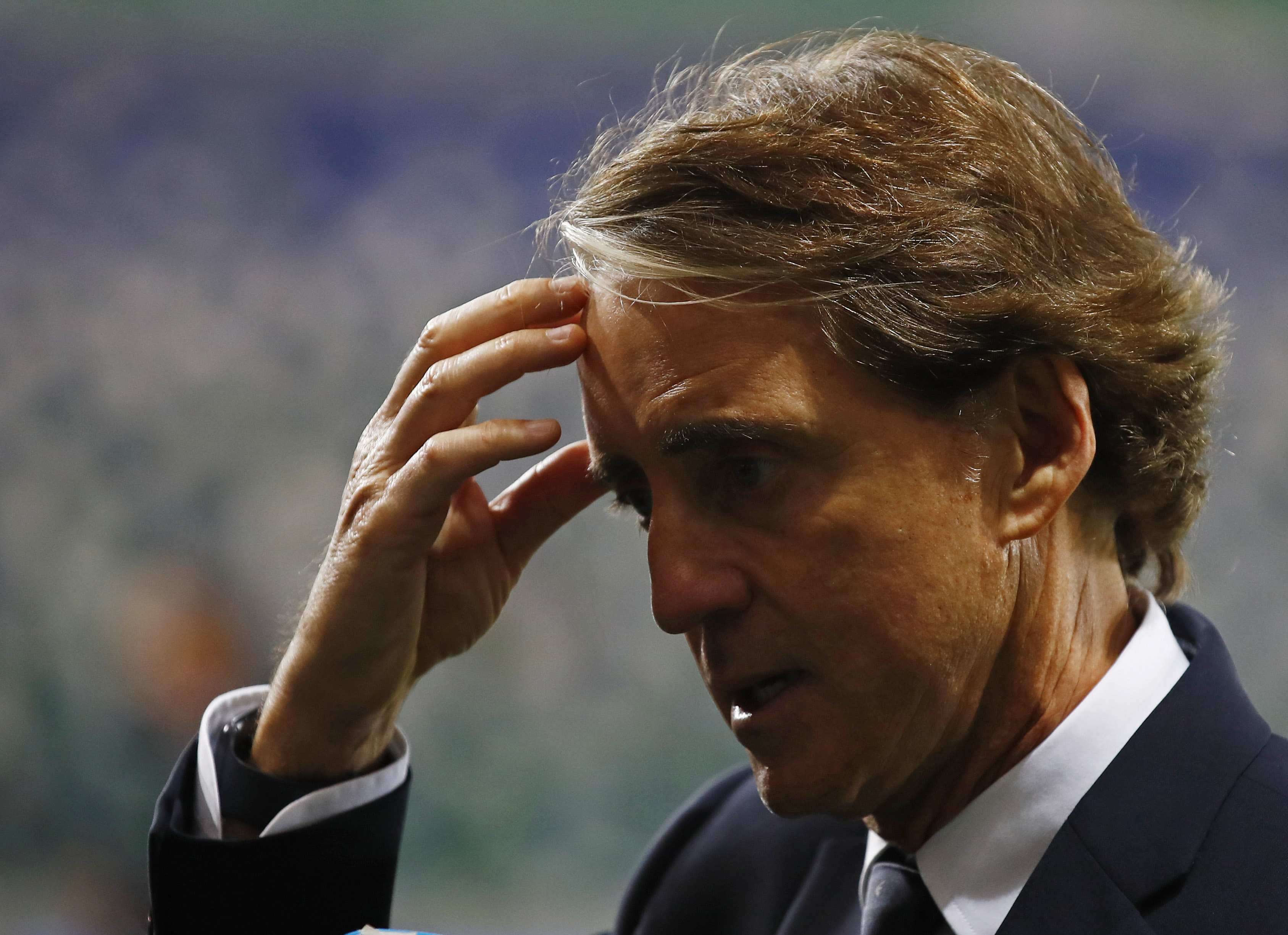 Roberto Mancini piensa en una reestructuración dentro de la Nazionale (Reuters/Jason Cairnduff)