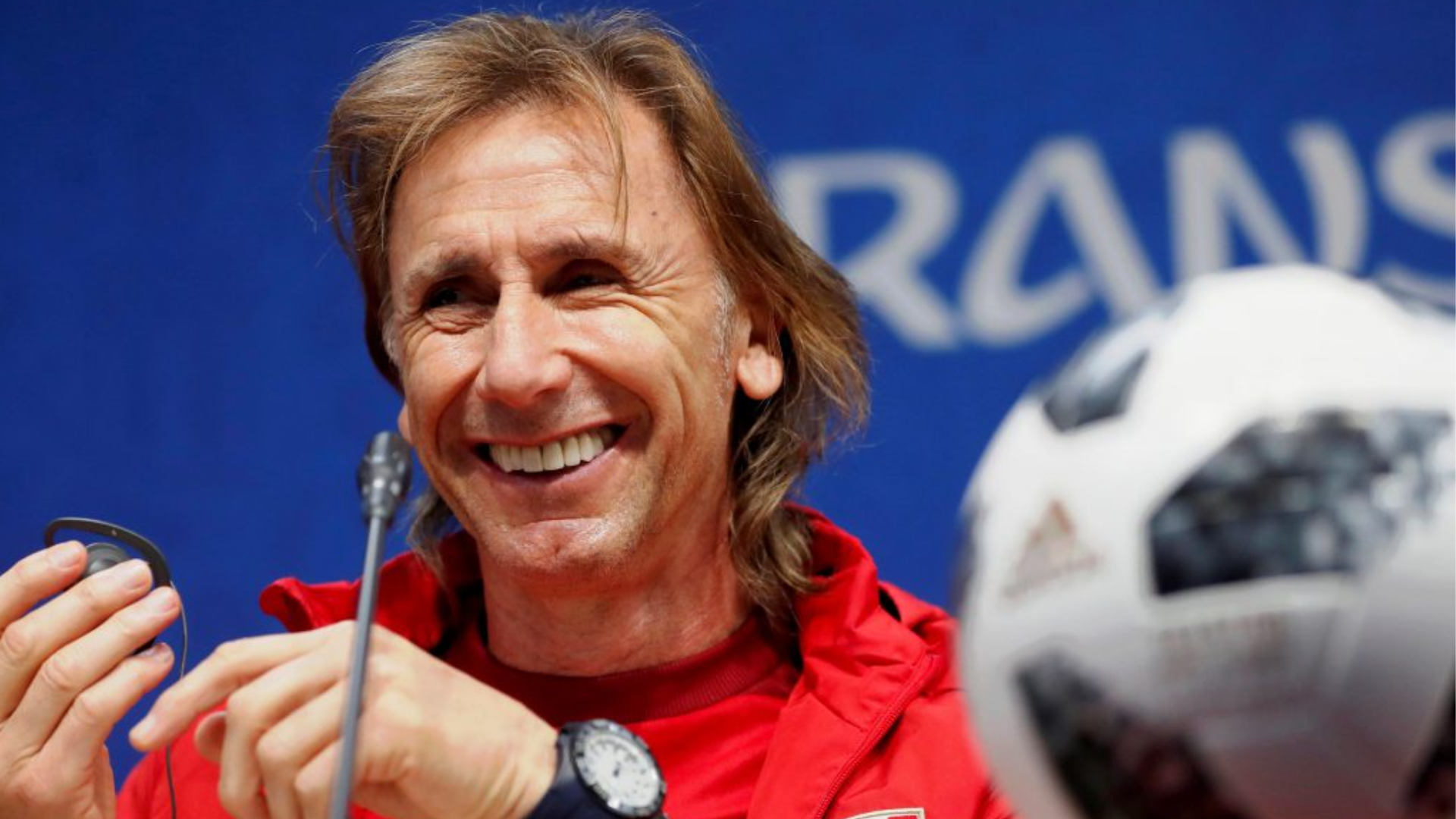 “Gareca, te extrañamos”: DT argentino protagoniza los memes del Perú vs Alemania