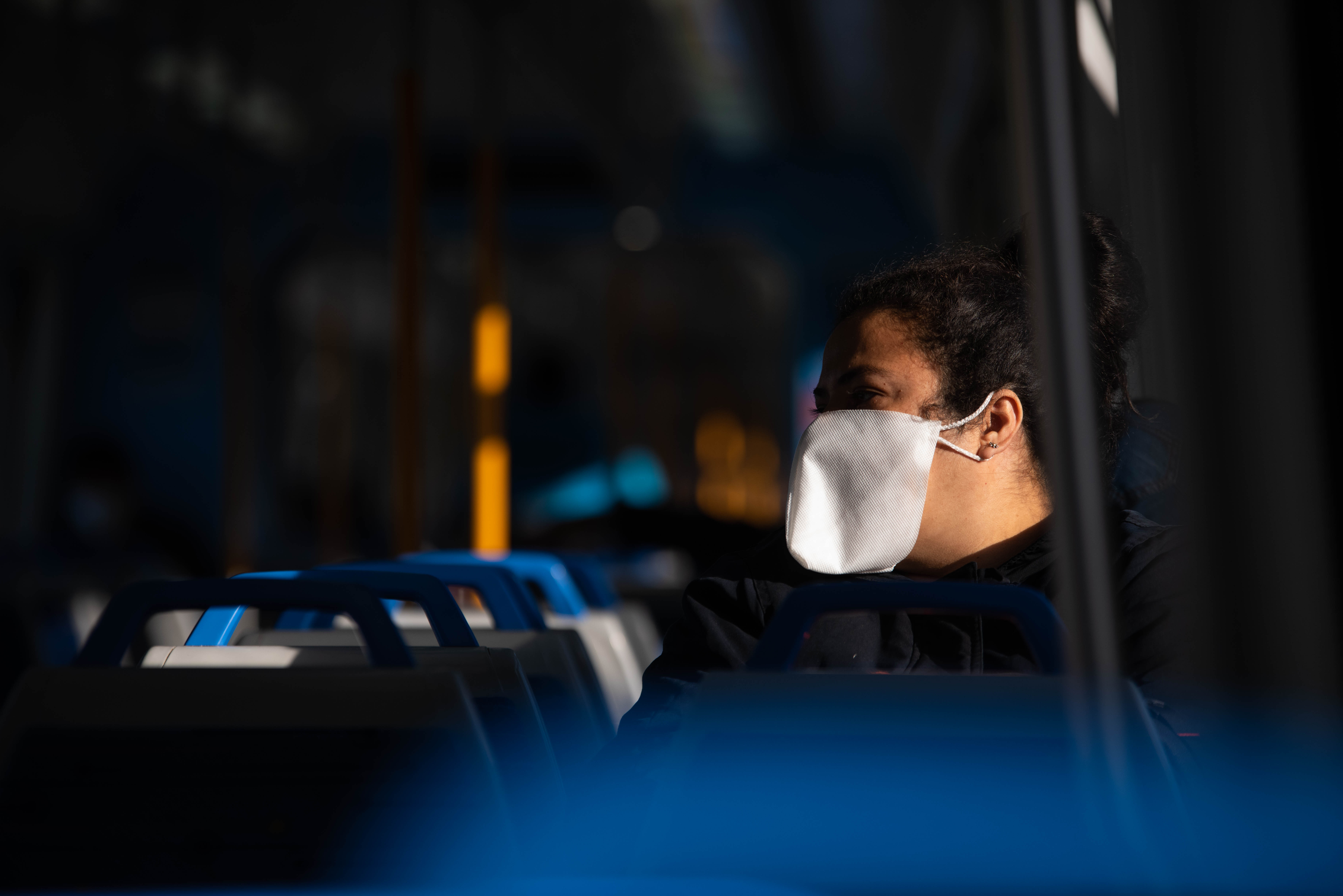 The end of the mandatory mask in closed spaces and public transport was a step that would come over time, experts say