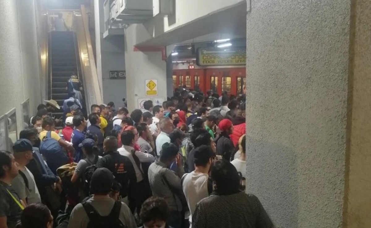 Usuarios reportaron humo en tren de la Línea 9 del Metro CDMX