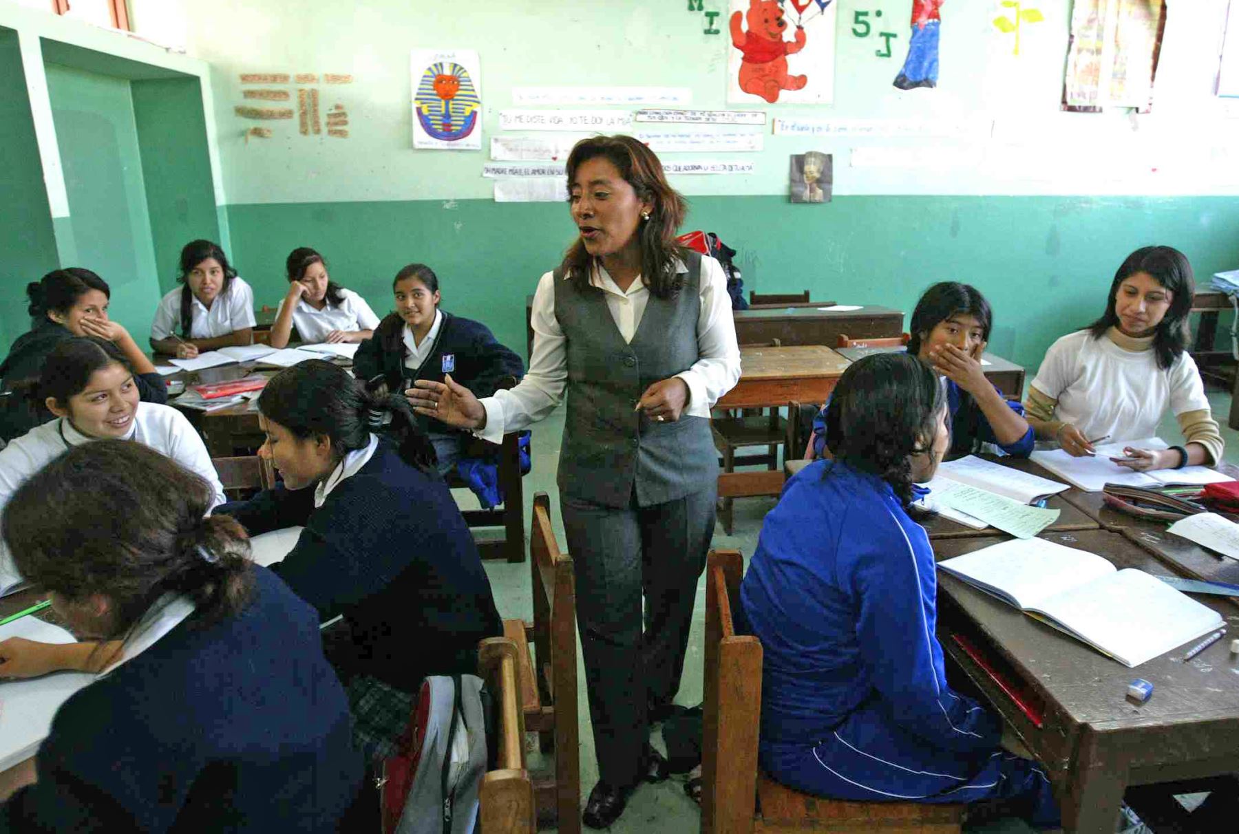 ¿Es factible la propuesta de Pedro Castillo sobre aumento de sueldo para maestros a S/ 4,900?