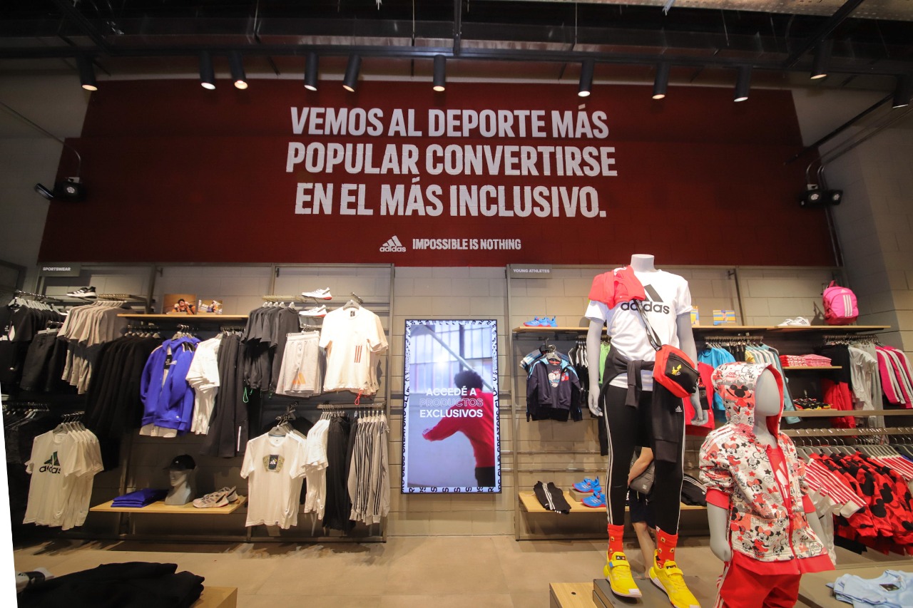 Masculinidad su Solicitud Adidas invirtió $82 millones en su nueva tienda en Alto Palermo - Infobae