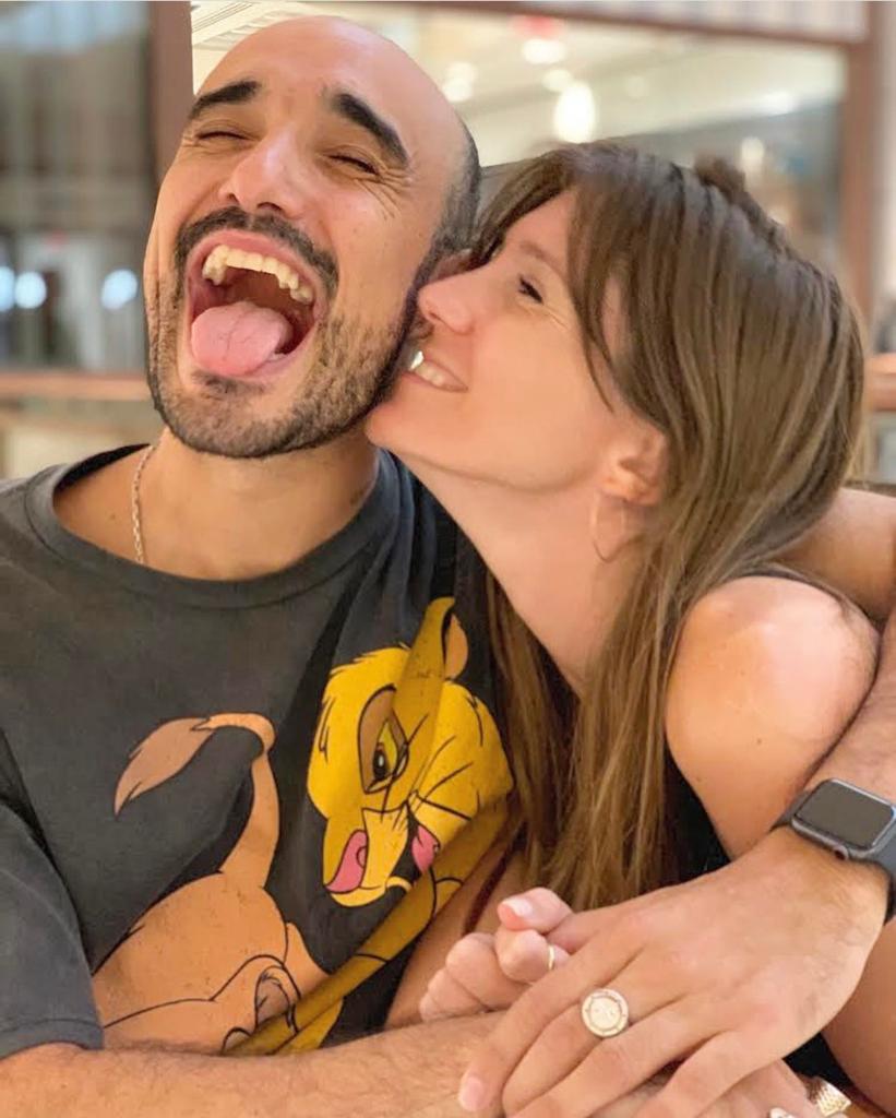 Abel Pintos y Mora Calabrese se conocieron en 2013, pero no fue hasta 2018 que decidieron iniciar una historia de amor