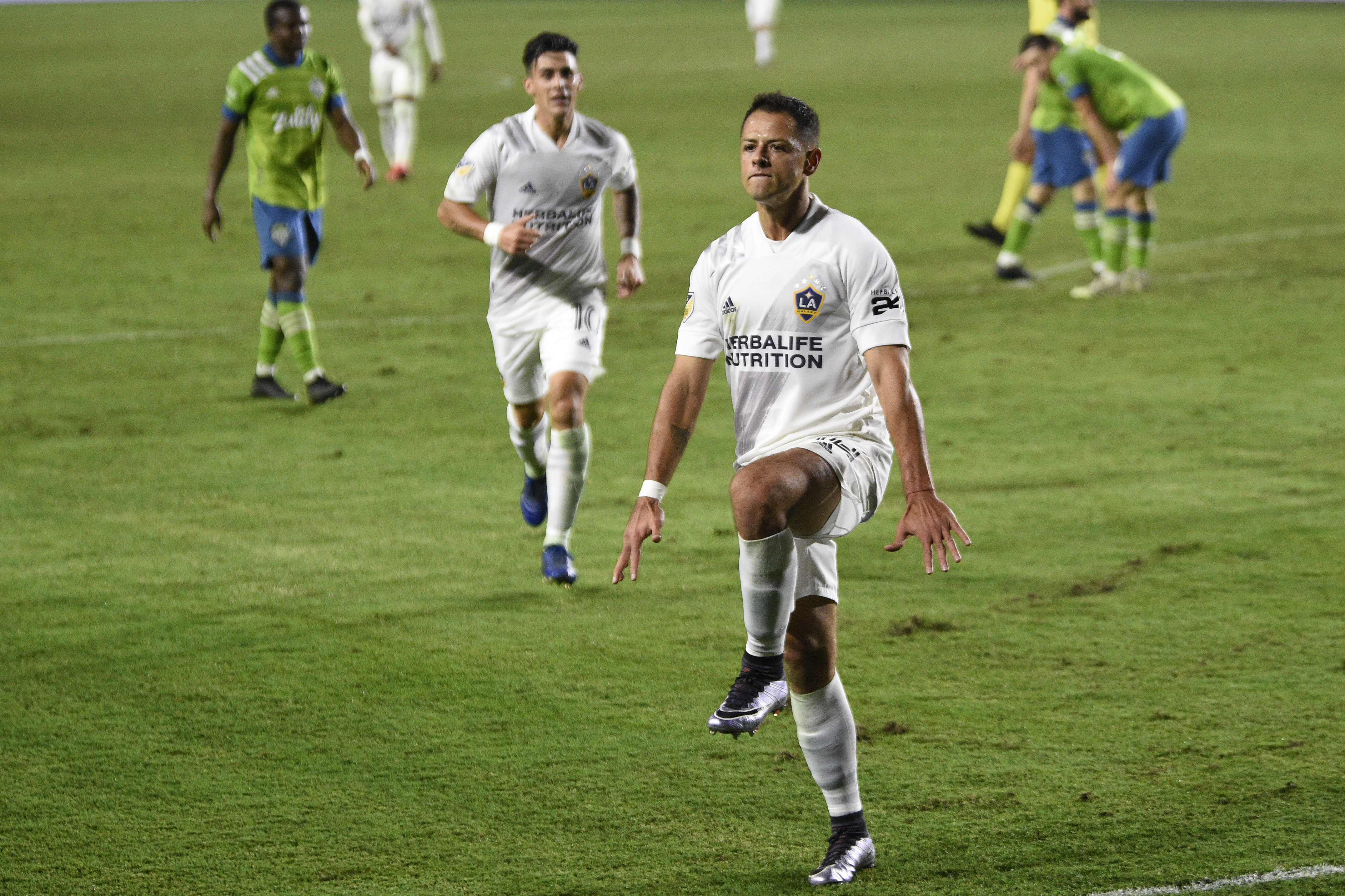 En su última aparición, después de estar ausente por lesión, anotó el único gol para Galaxy (Foto: Reuters) 