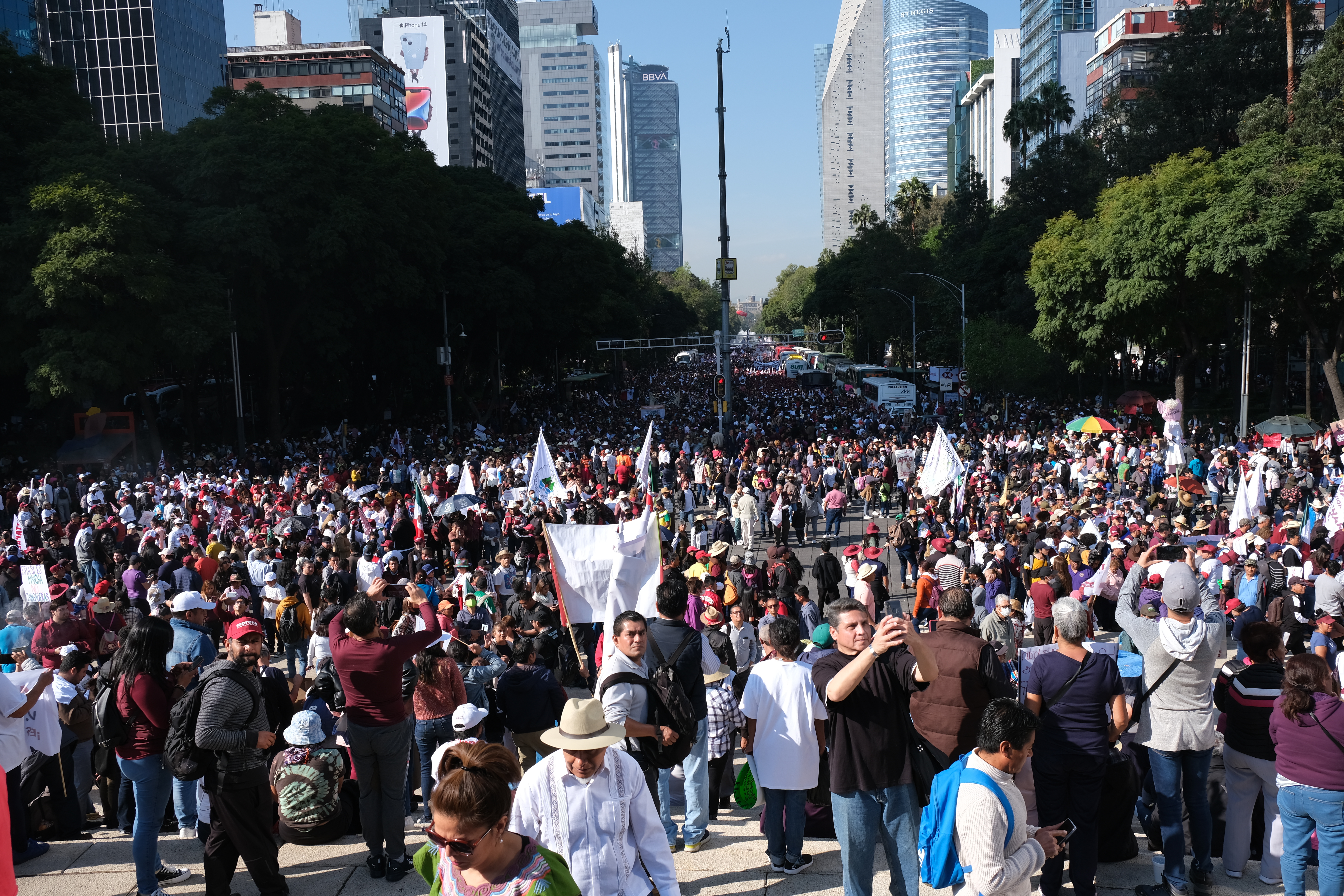 La marcha fue convocada por AMLO con motivo de su Cuarto Informe de Gobierno (Foto: Max Alonso/Infobae México)