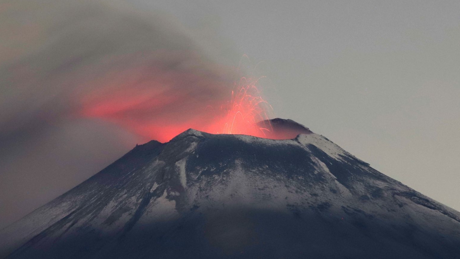 Volcán Popocatépetl hoy 29 de mayo: Puebla reanudará clases presenciales en 40 municipios 