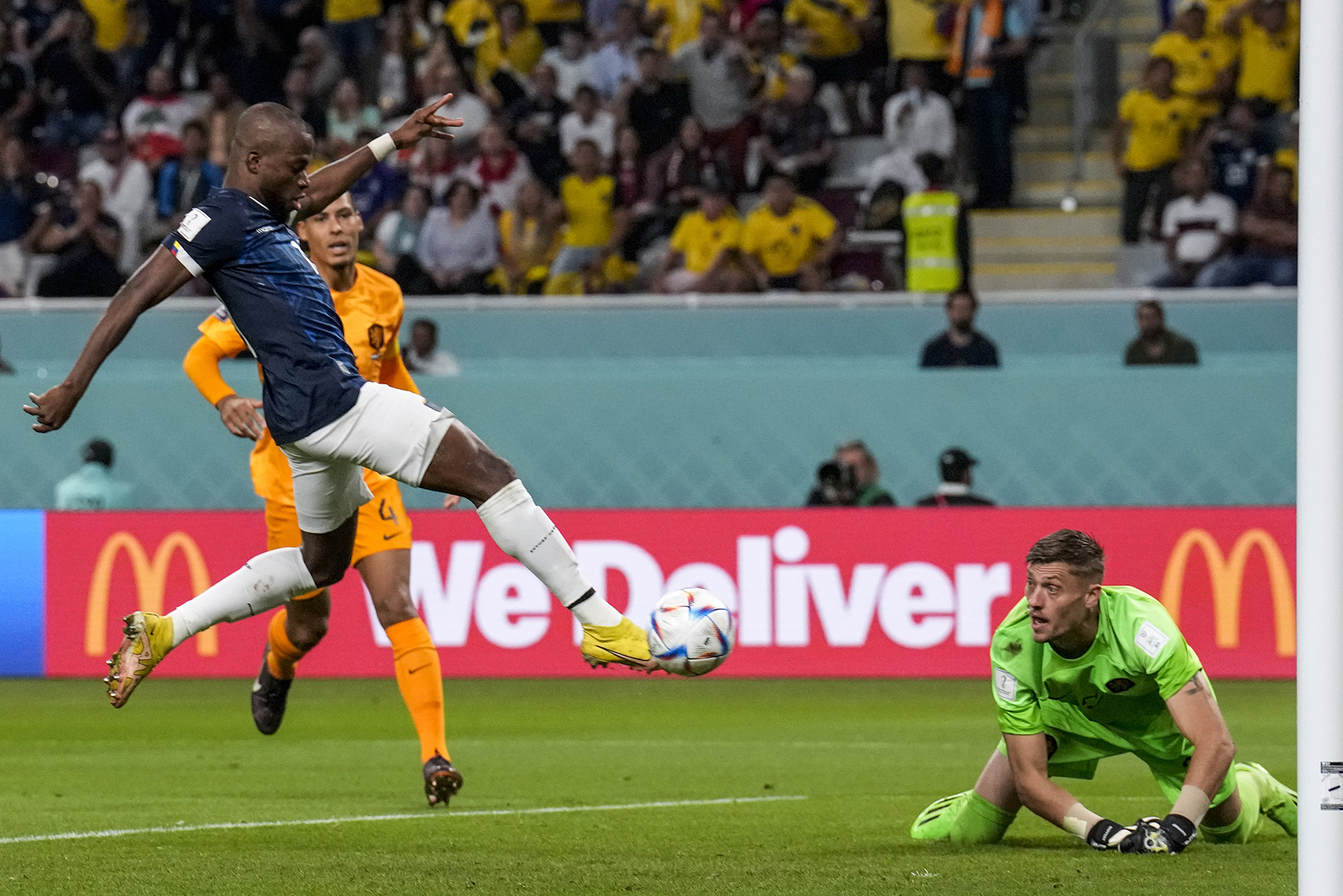 Un gol de Enner Valencia permitió que la selección ecuatoriana igualara a Países Bajos en Qatar 2022. (AP Photo/Natacha Pisarenko)