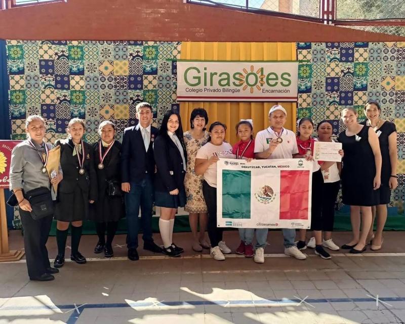 The kids won first place at the XIII Science and Technology Fair (FECITEC) Girasoles Paraguay 2022, with their project “Ciencia Maya.  The Surprising Finds at Chichen Itza Castle” (Photo: Government of Yucatán)
