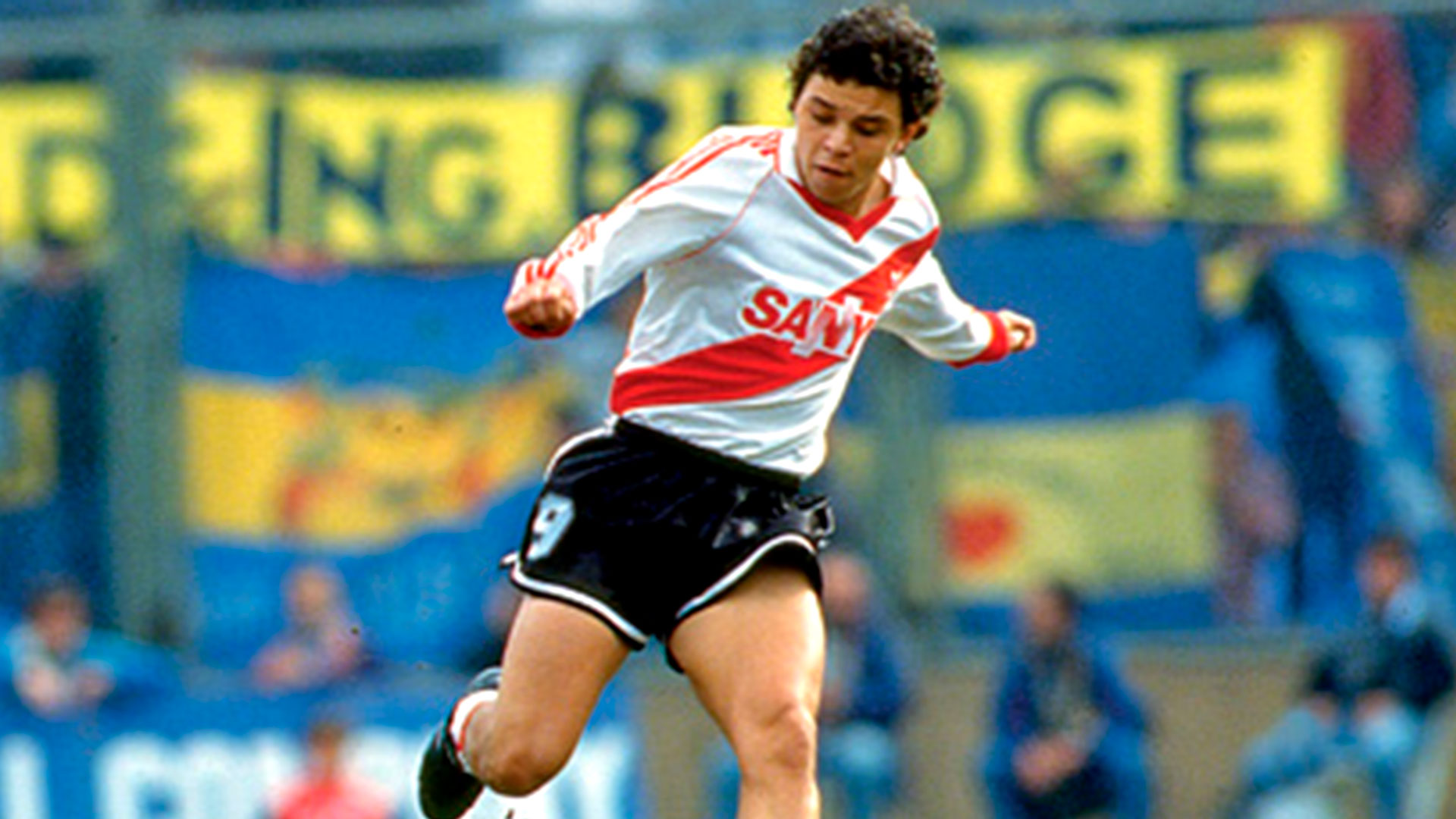 Marcelo Gallardo en uno de sus primeros partidos con la camiseta de River Plate