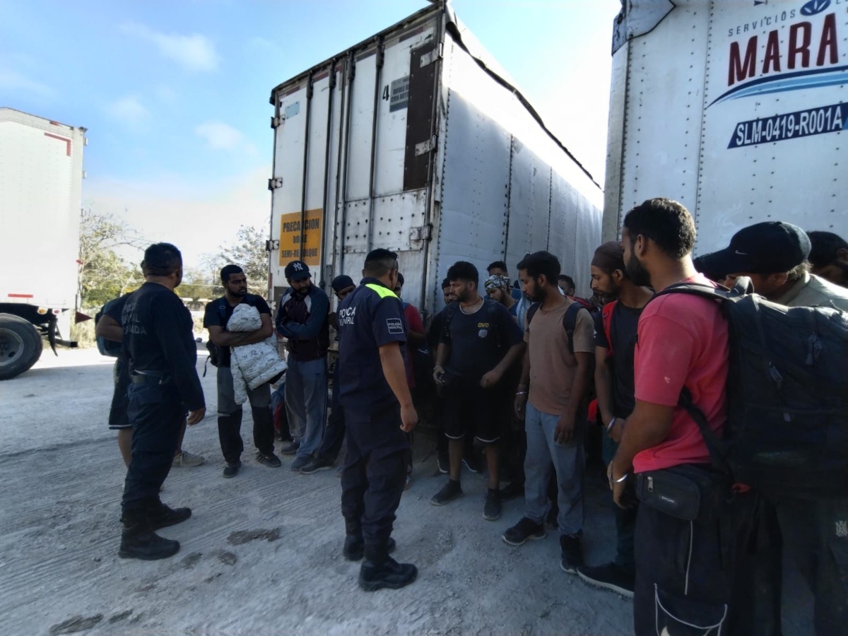 Elementos de la Secretaría de Seguridad Pública y de la Guardia Nacional realizaron el aseguramiento de los migrantes (Archivo)