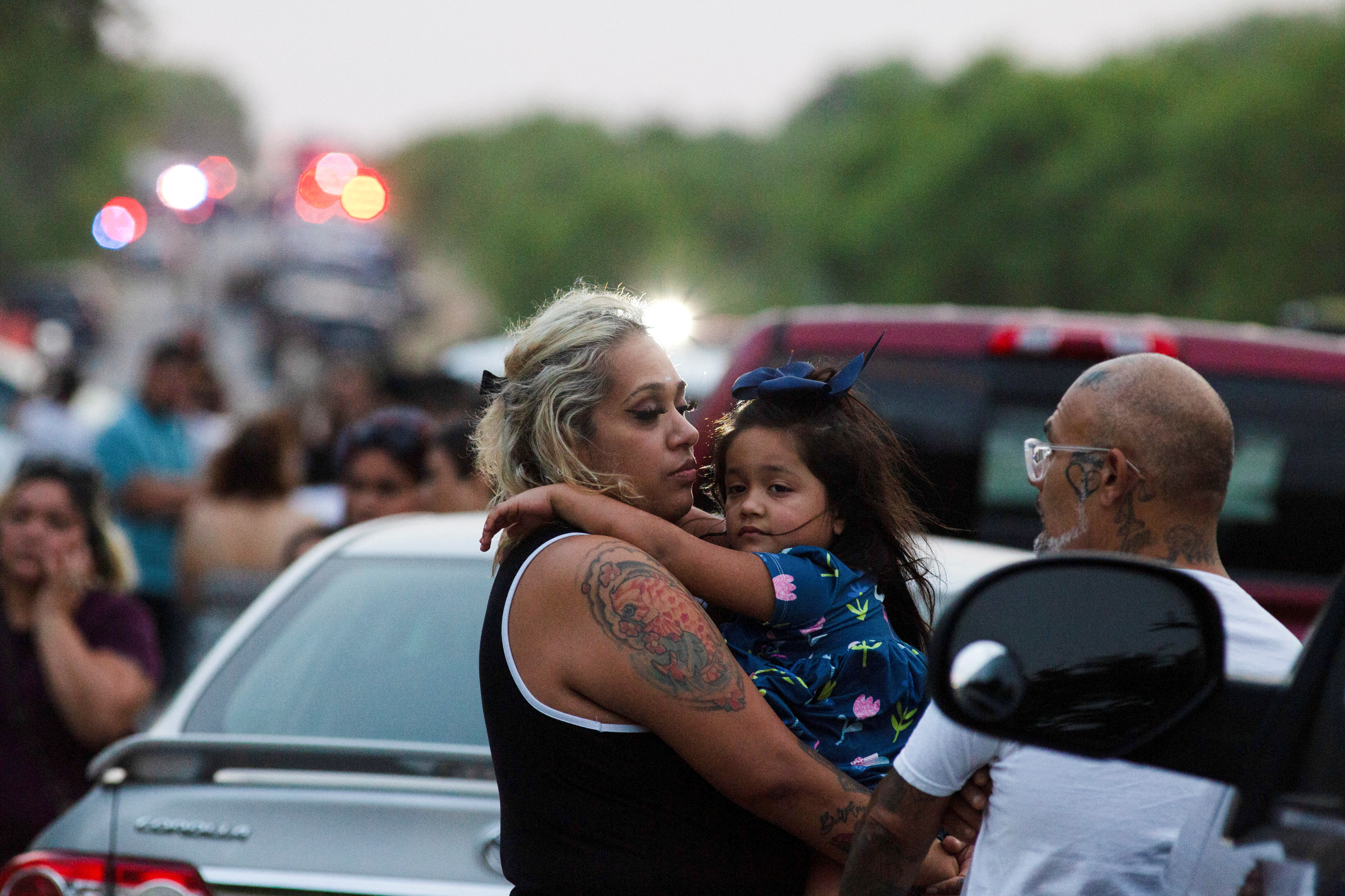 Hasta el momento hay tres personas detenidas por el traíler con migrantes fallecidos en San Antonio, Texas, Estados Unidos (Foto: REUTERS/Kaylee Greenlee Beal)