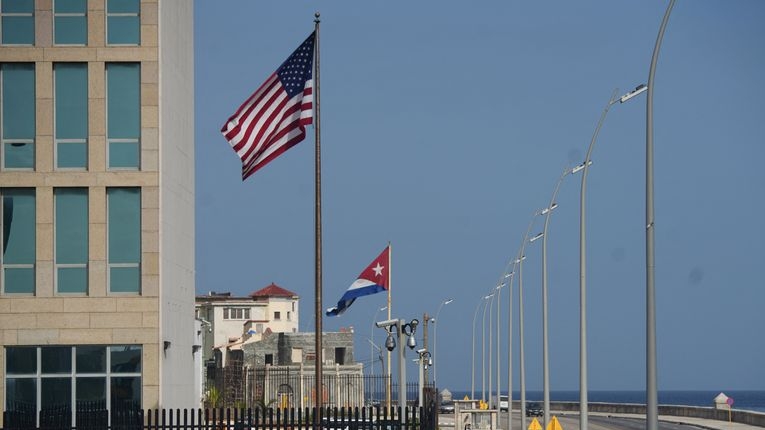 La Casa Blanca rechazó el reporte que dice que China instalará una base de espionaje en Cuba