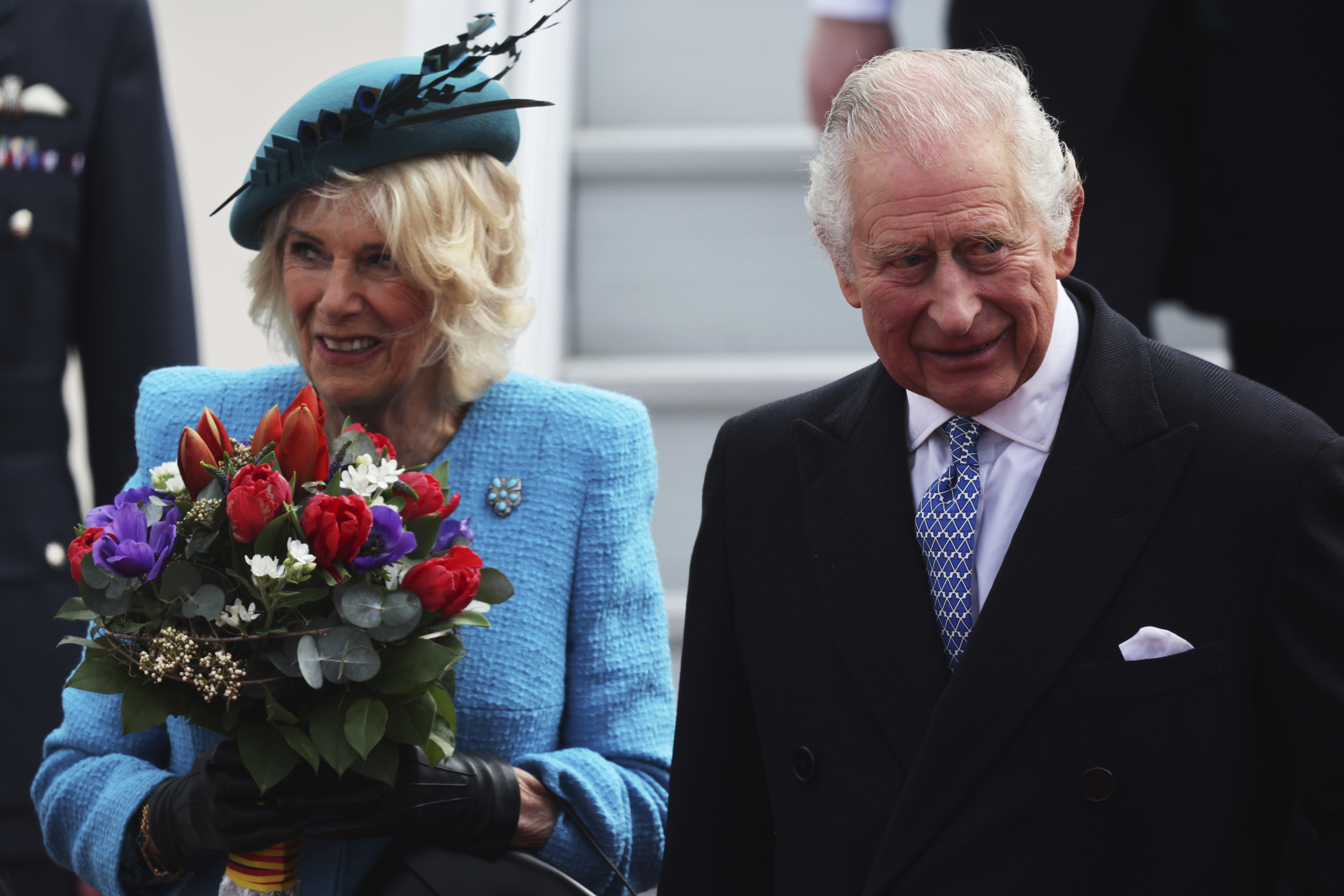 El rey Carlos y la reina consorte Camila serán coronados el 6 de mayo (AP)