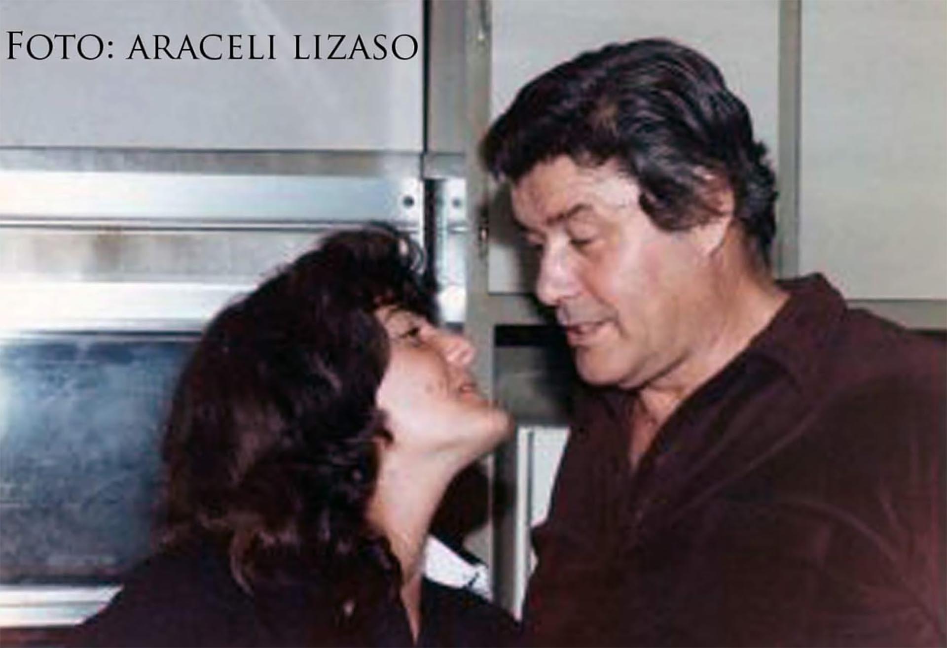 Del flechazo a la tragedia: la historia de amor de Guy Williams “El Zorro”  y la argentina Araceli Lisazo - Infobae
