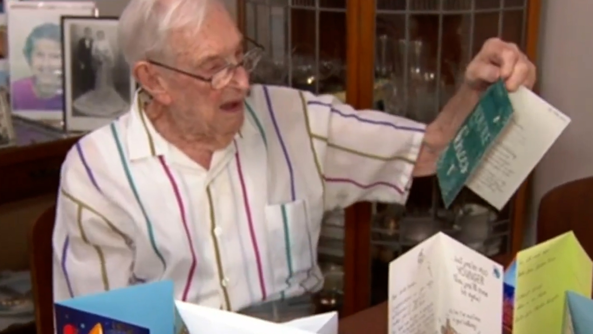 Gordon recibió de su familia regalos y felicitaciones por su cumpleaños 106