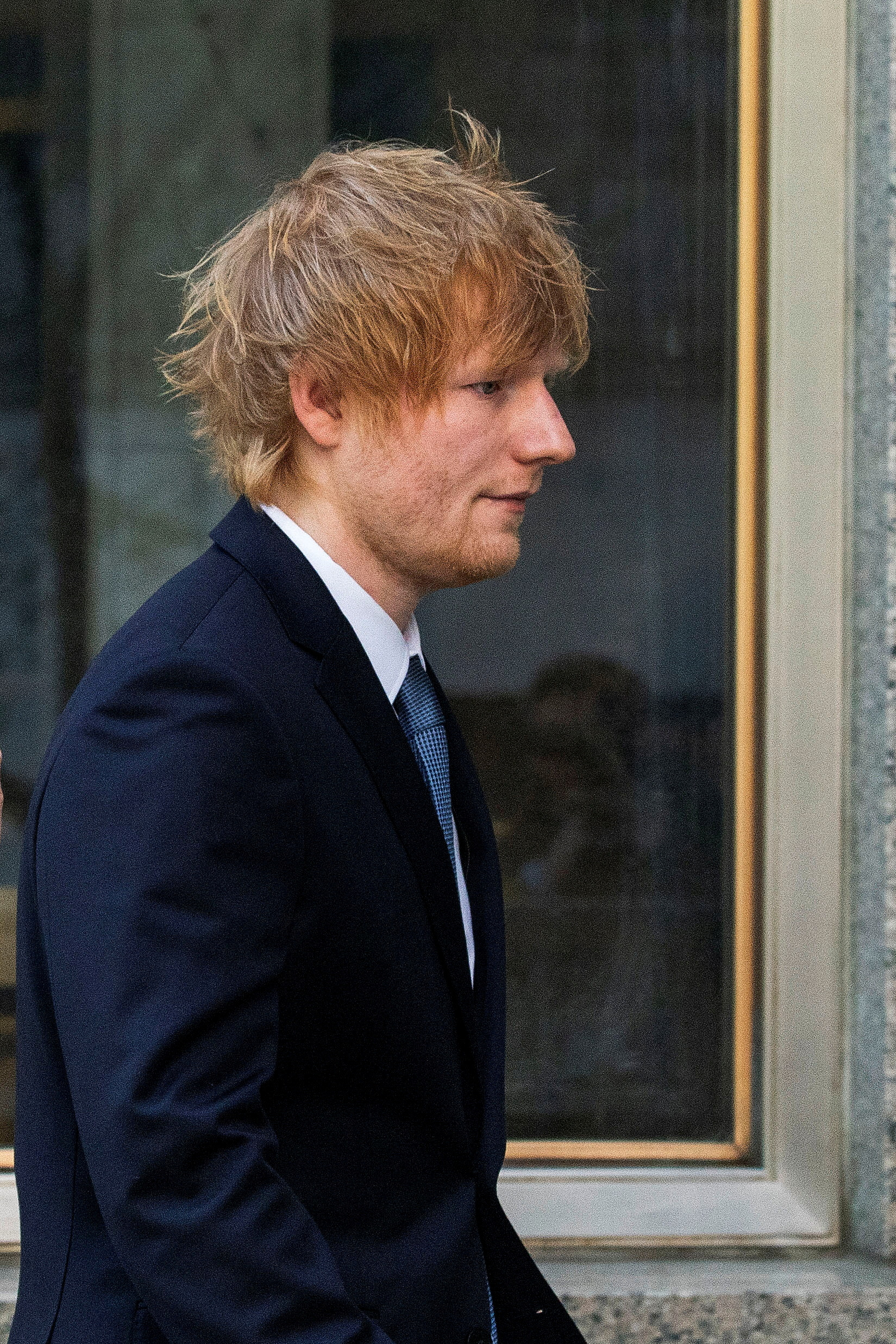El cantante Ed Sheeran llegó a la Corte Federal de Manhattan por el juicio de derechos de autor en New York City, U.S., April 25, 2023.  REUTERS/Eduardo Munoz