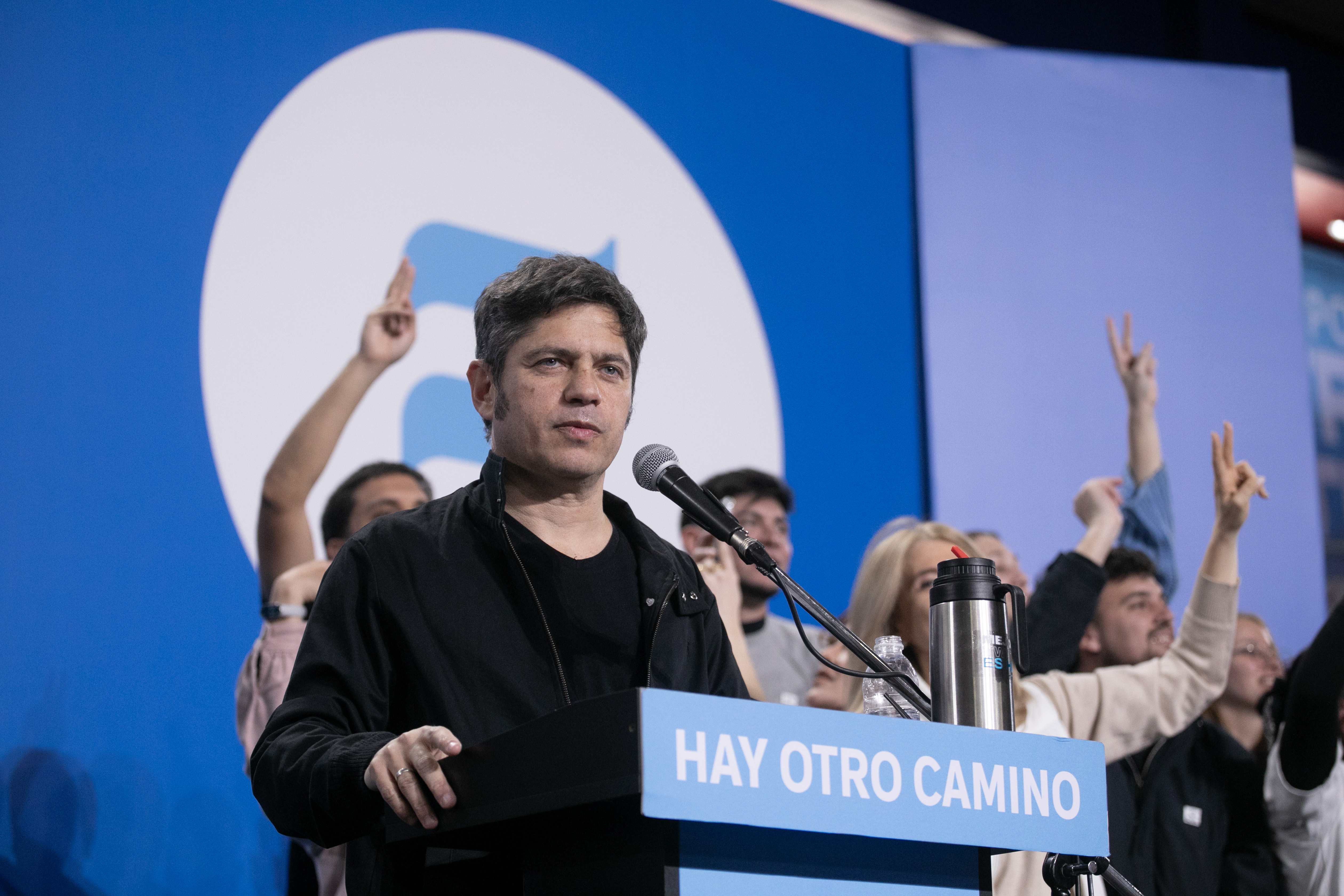 Kicillof prepara un acto nacional con el que buscar&aacute; mostrar su perfil federal de cara a 2027